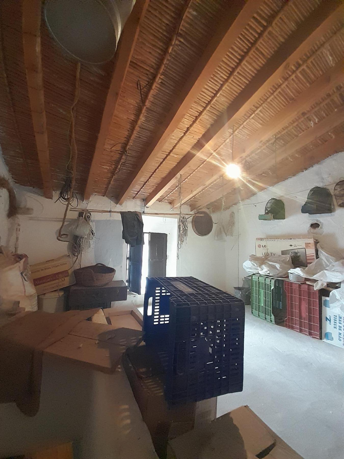 For sale of house in Lubrín