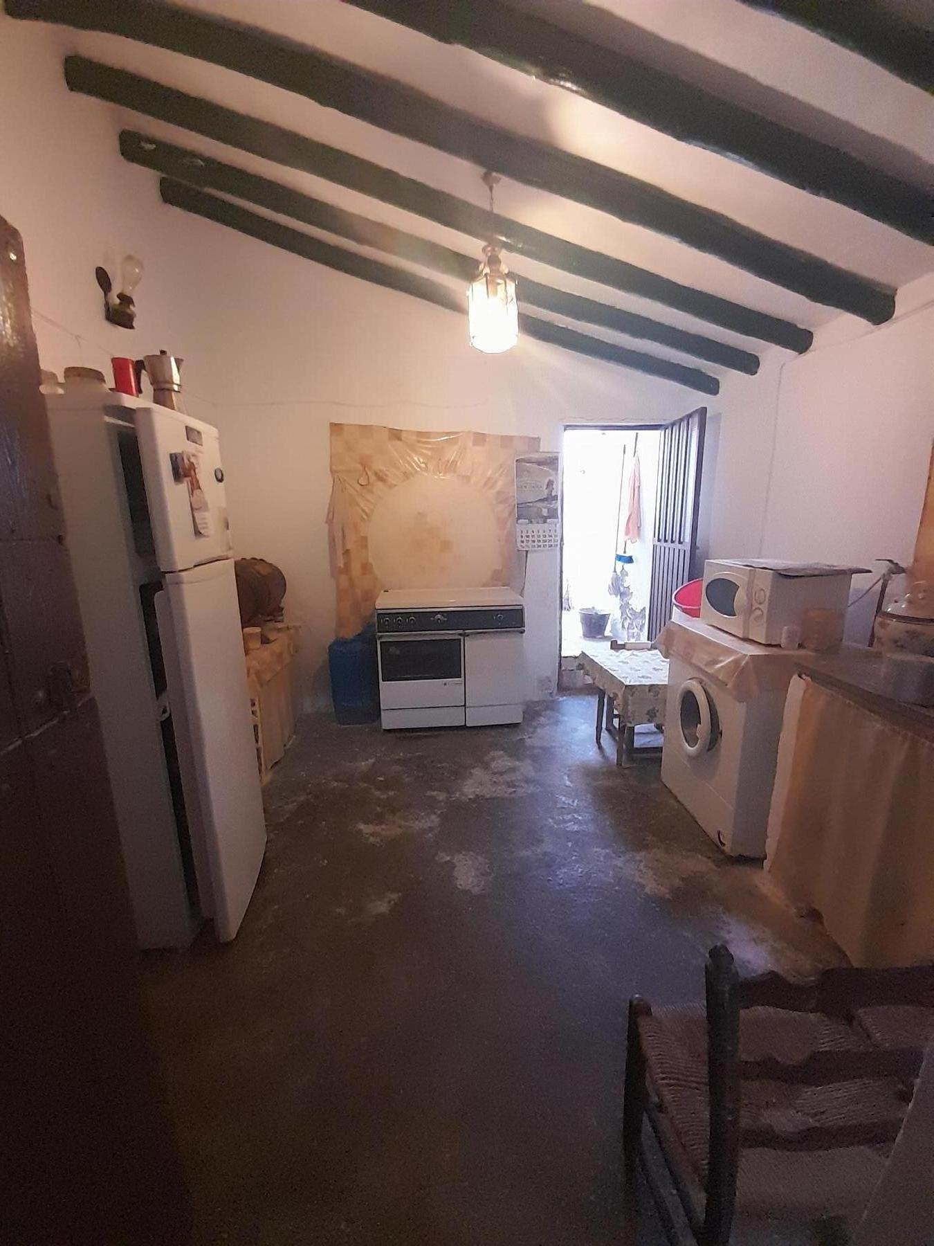 For sale of house in Lubrín