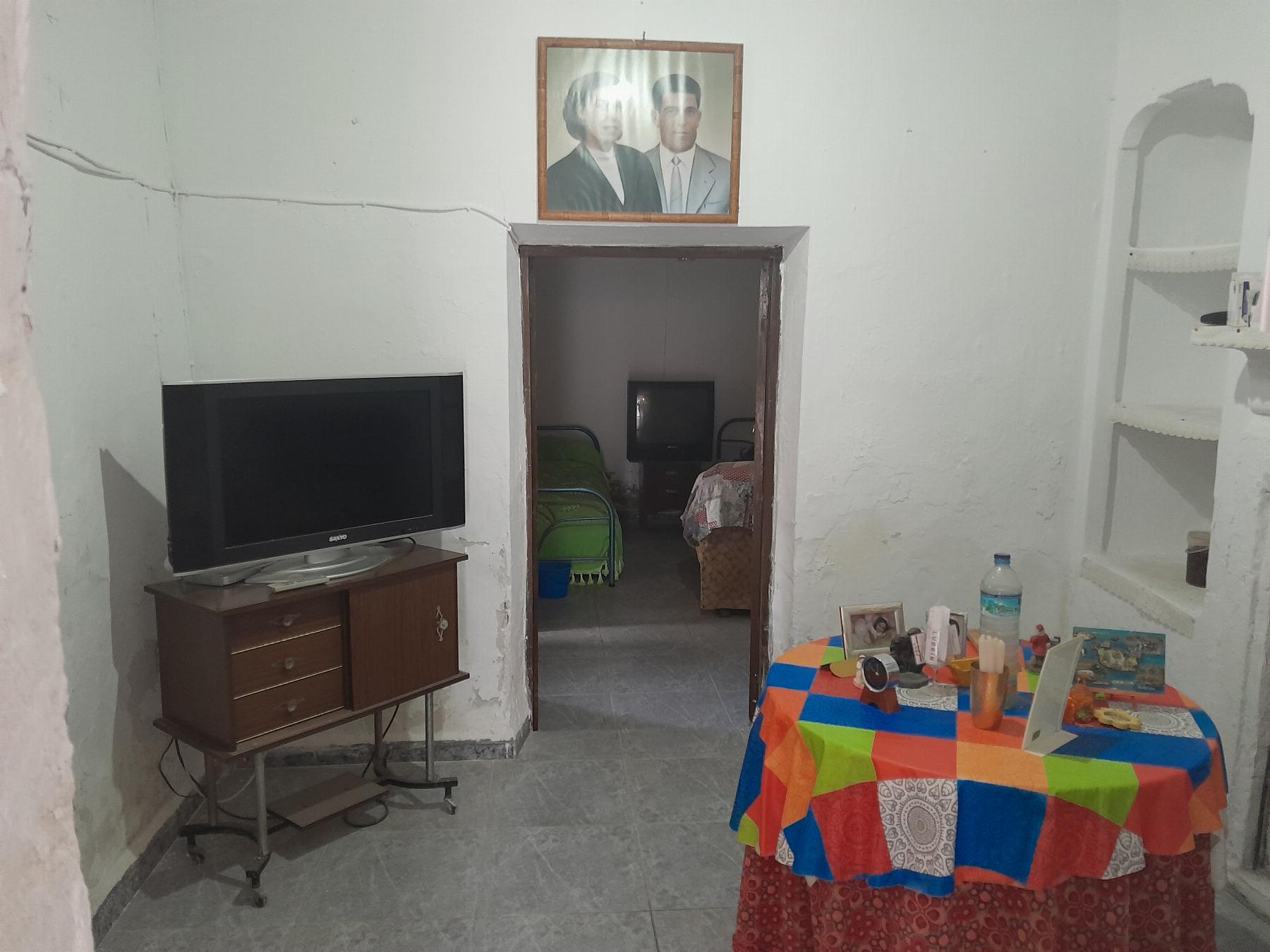 For sale of house in Lubrín
