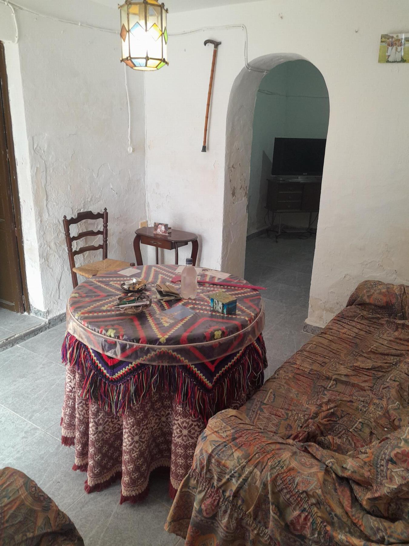For sale of house in Lubrín