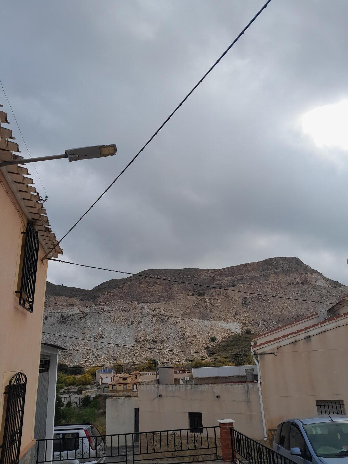 For sale of house in Lubrín