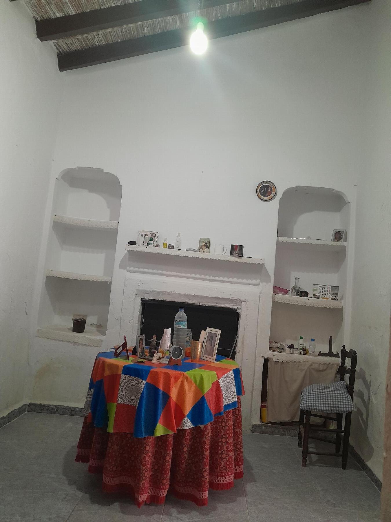 For sale of house in Lubrín