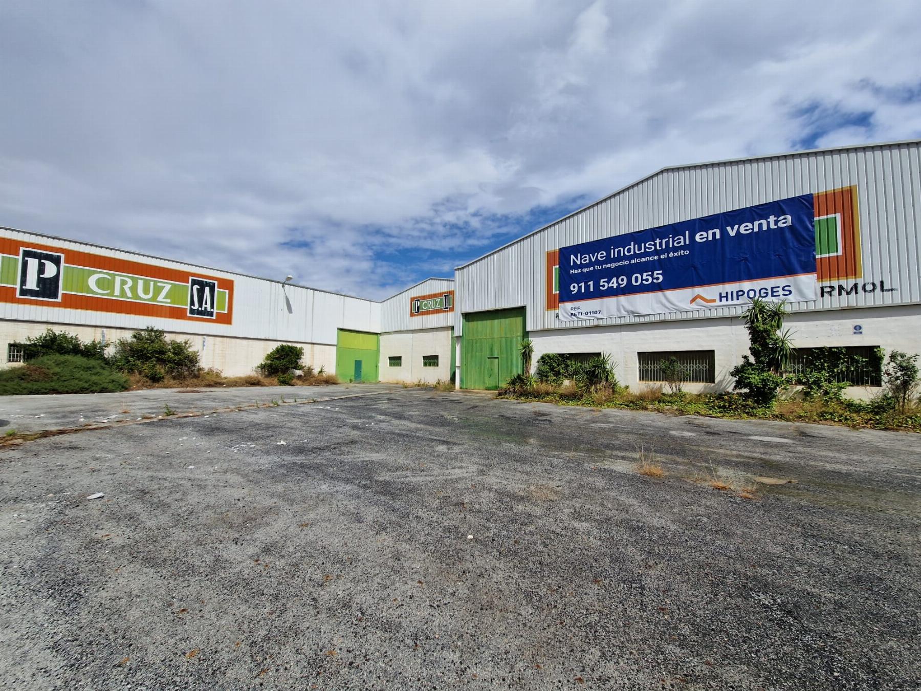 Venta de nave industrial en Macael