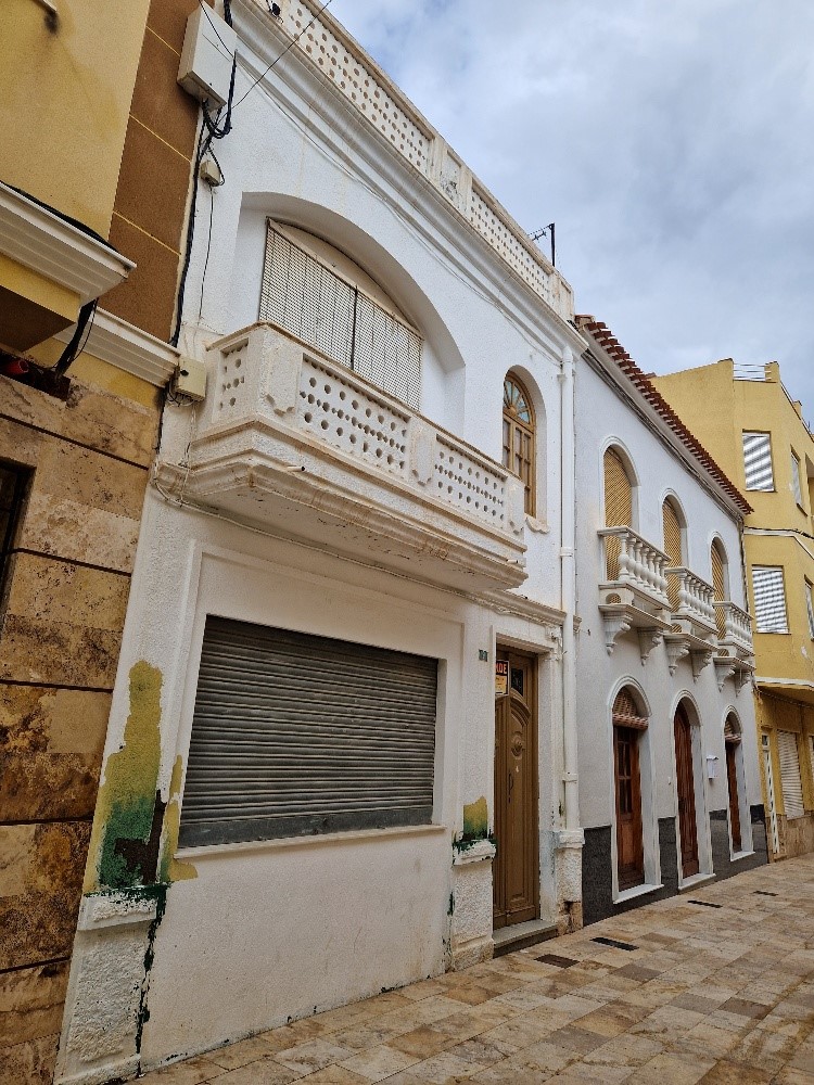 For sale of house in Albox