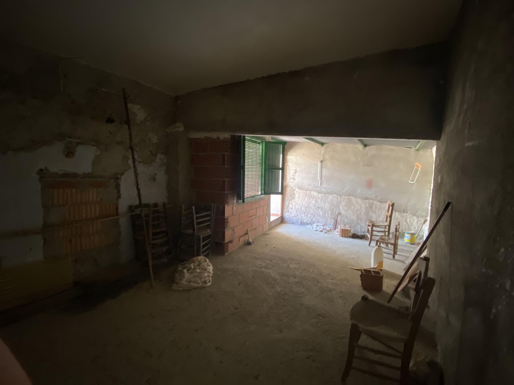 For sale of house in Suflí
