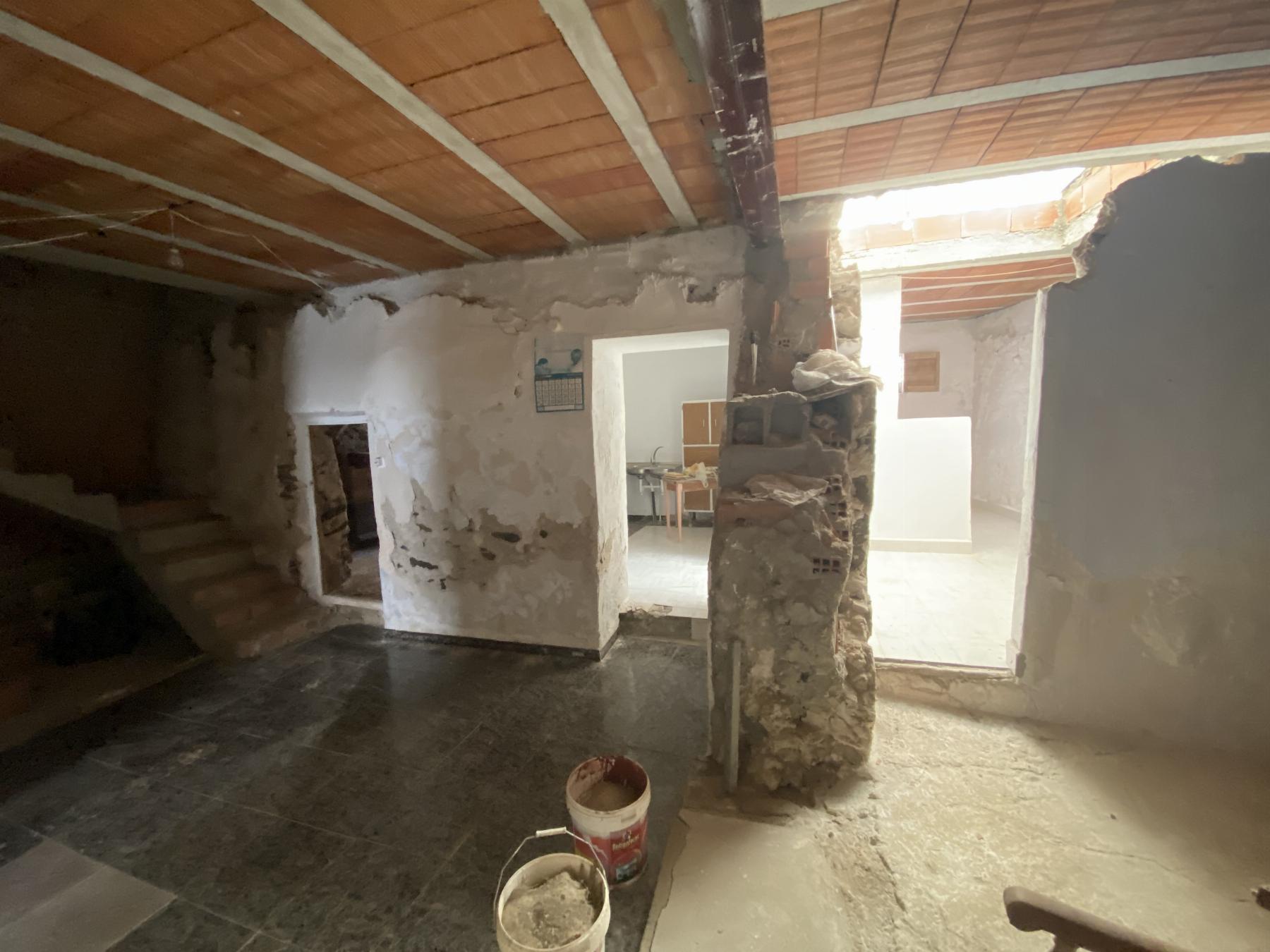 For sale of house in Suflí