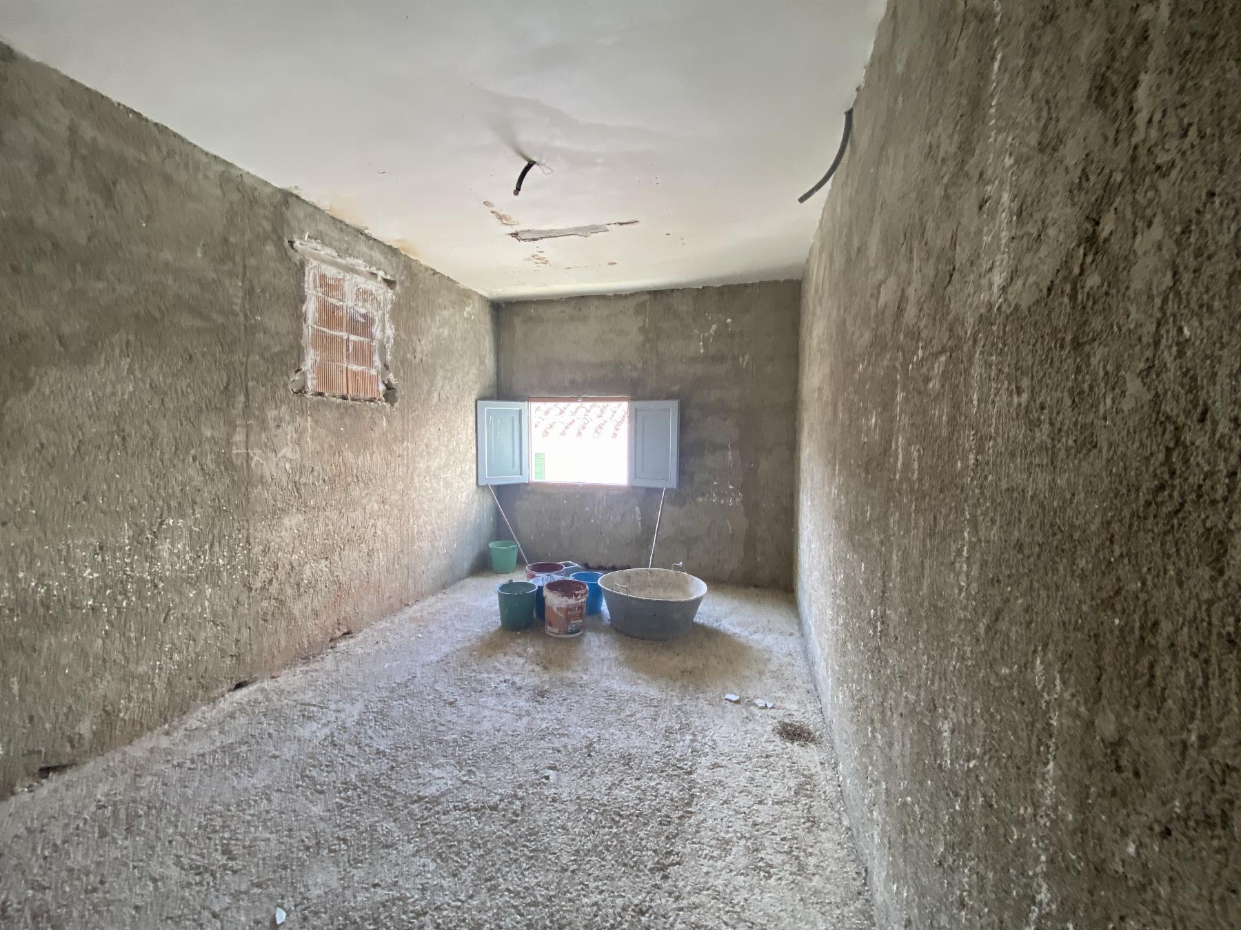 For sale of house in Suflí