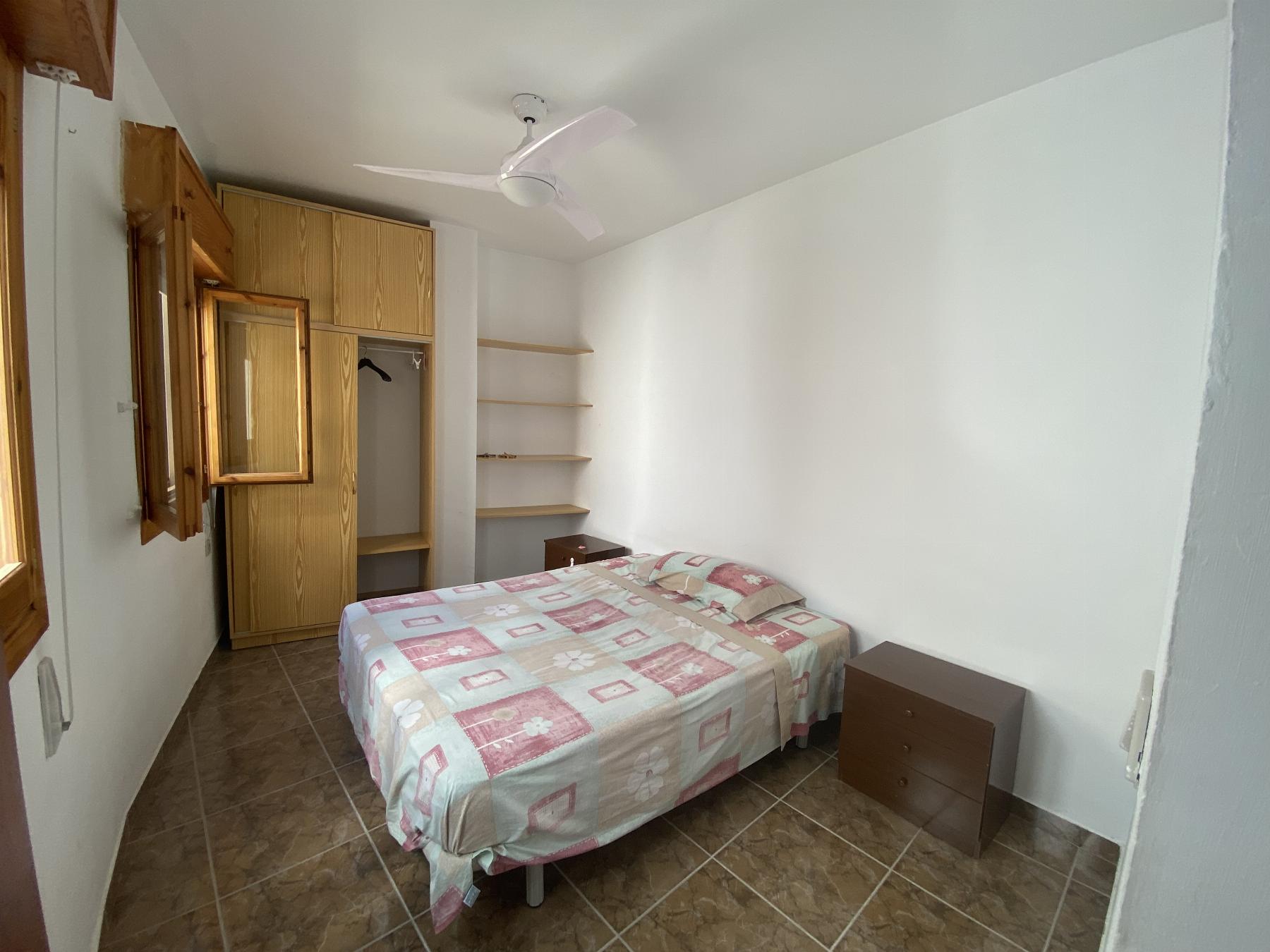 For sale of house in Purchena
