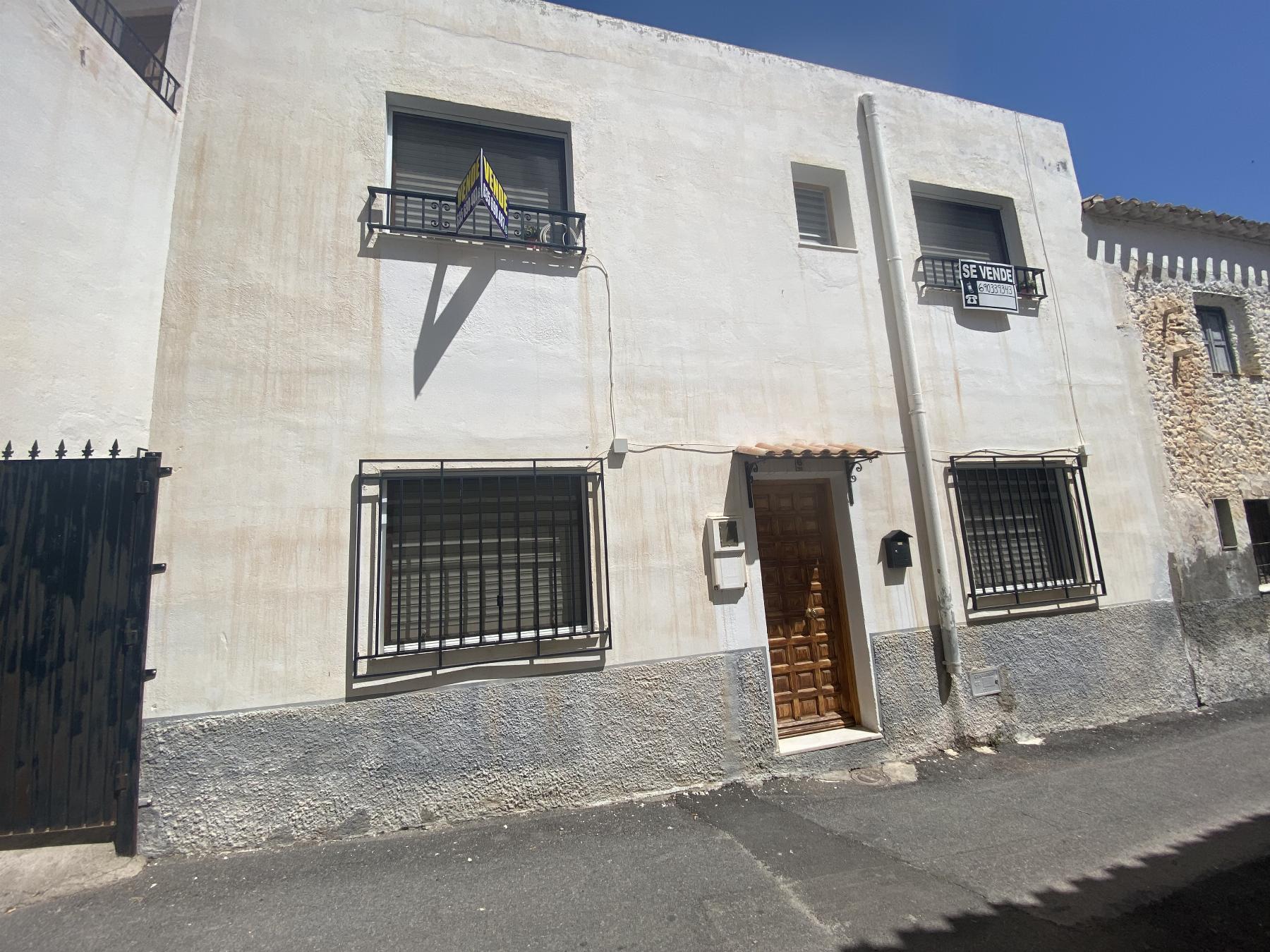 For sale of house in Purchena