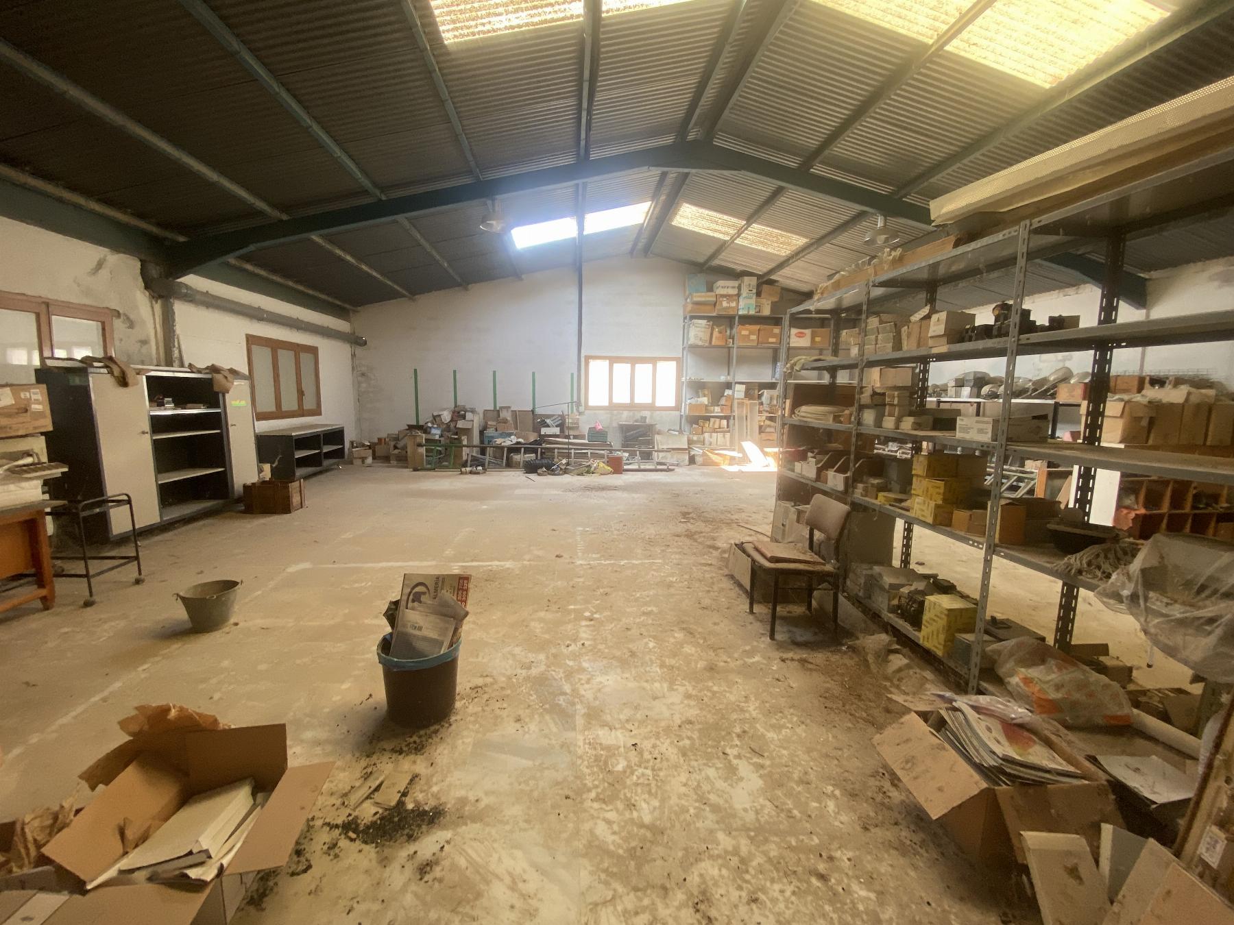Venta de nave industrial en Olula del Río