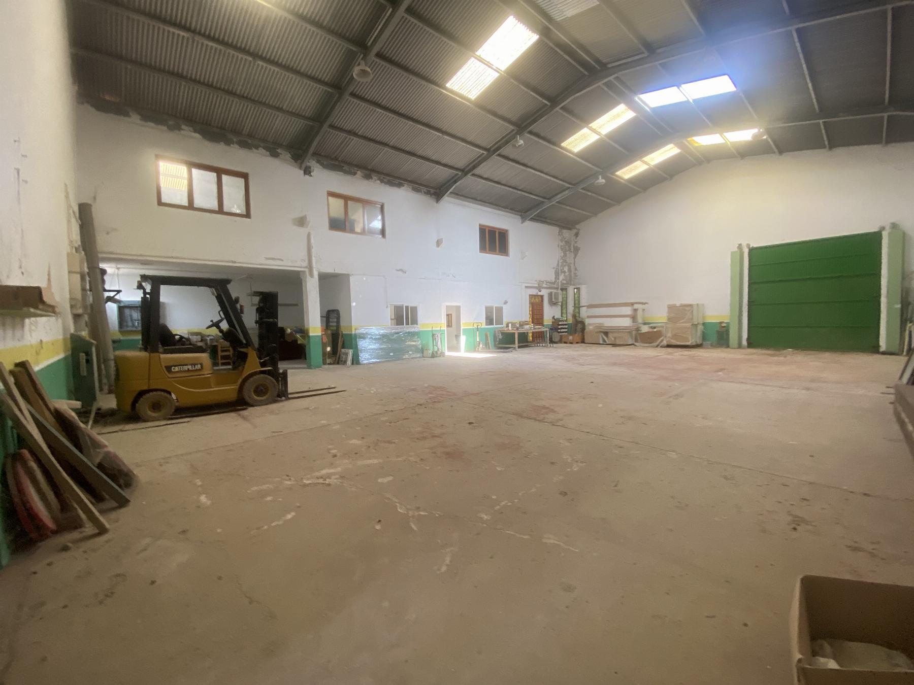 Venta de nave industrial en Olula del Río