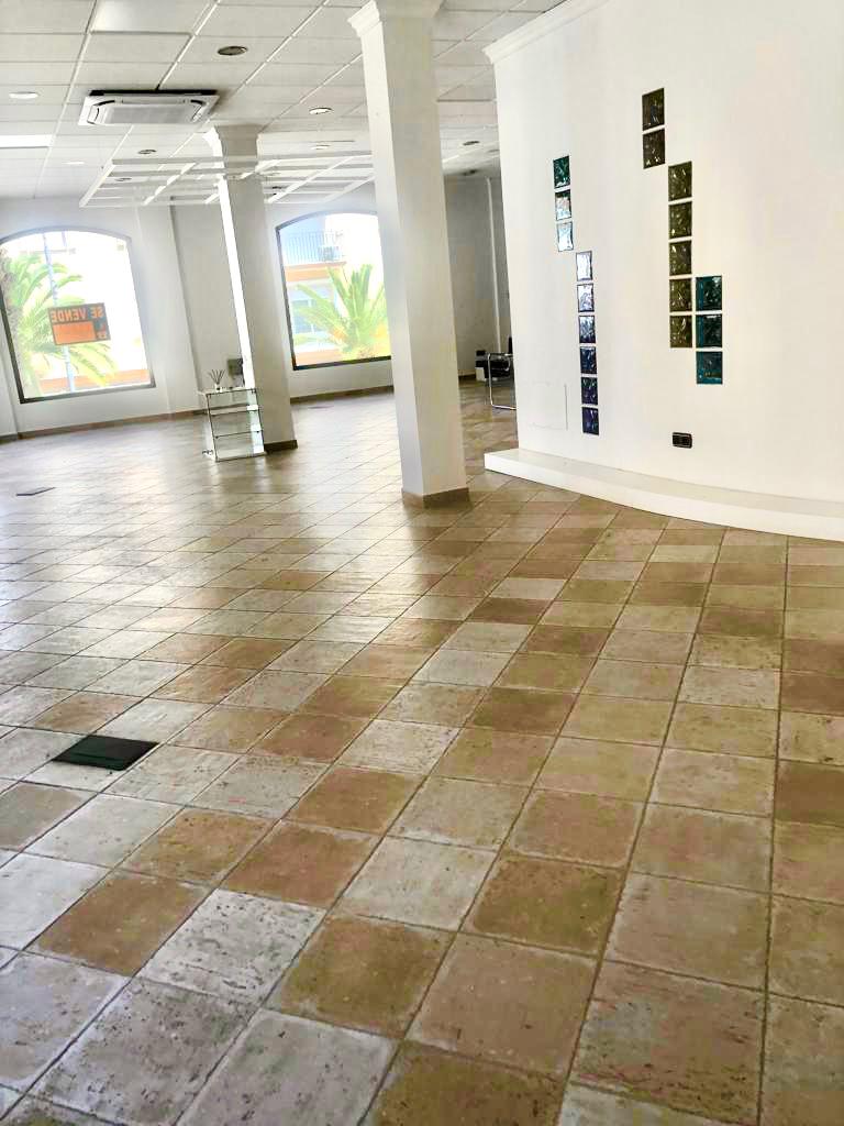 Alquiler de local comercial en Olula del Río