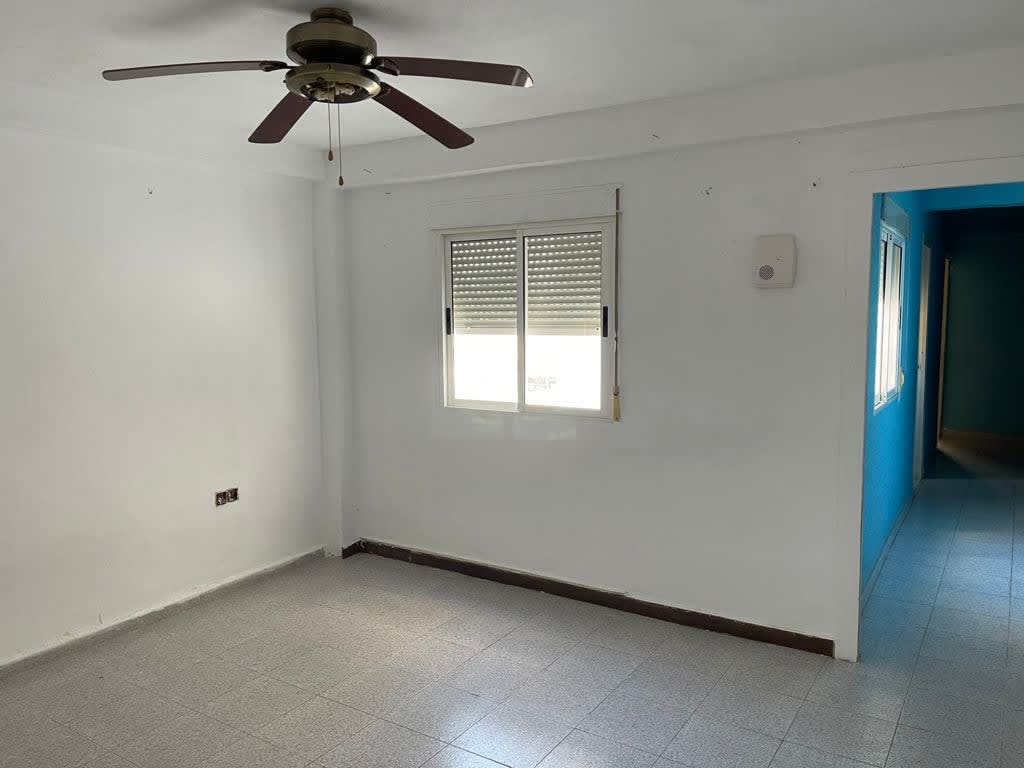 For sale of house in Almería