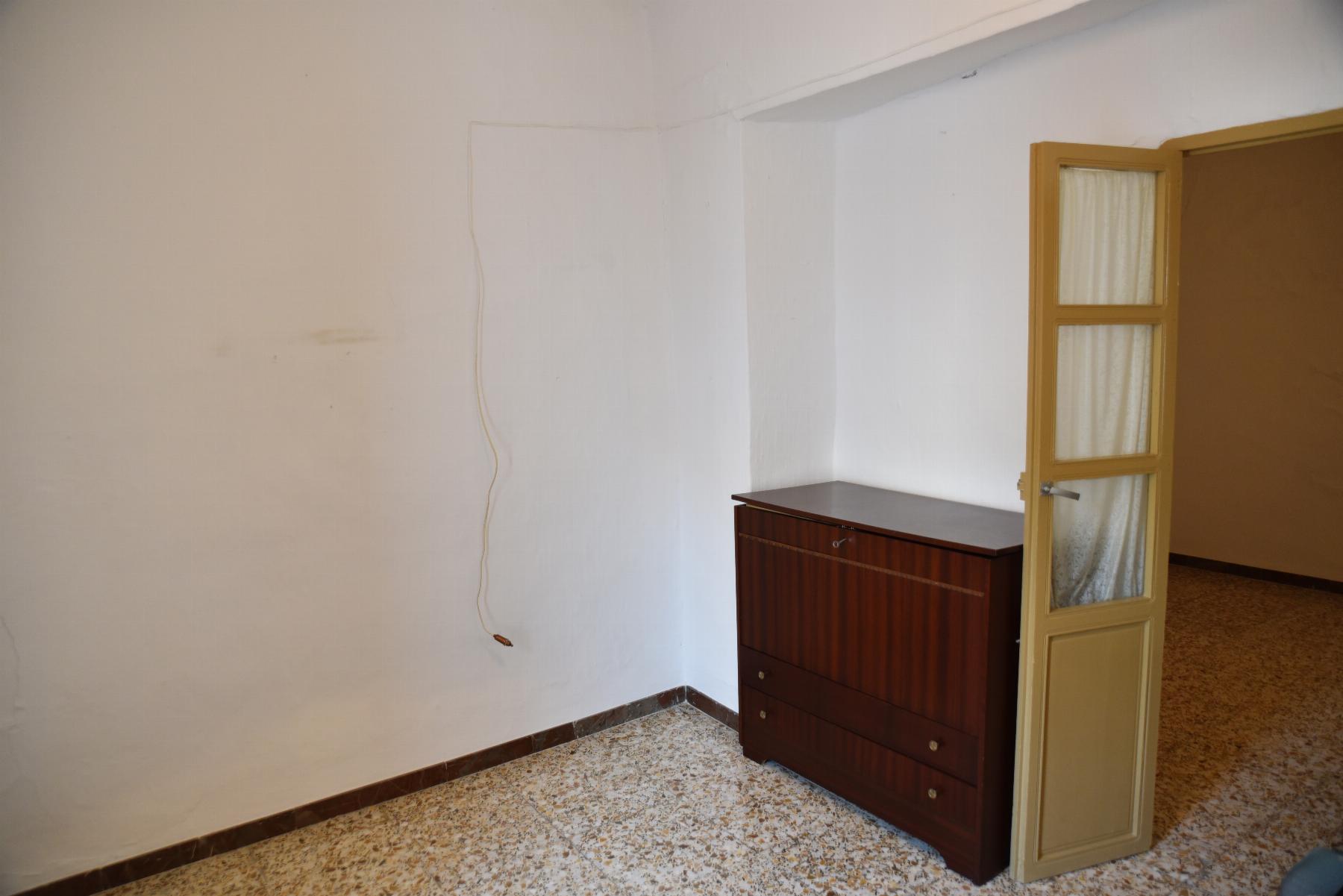 Venta de casa en Somontín