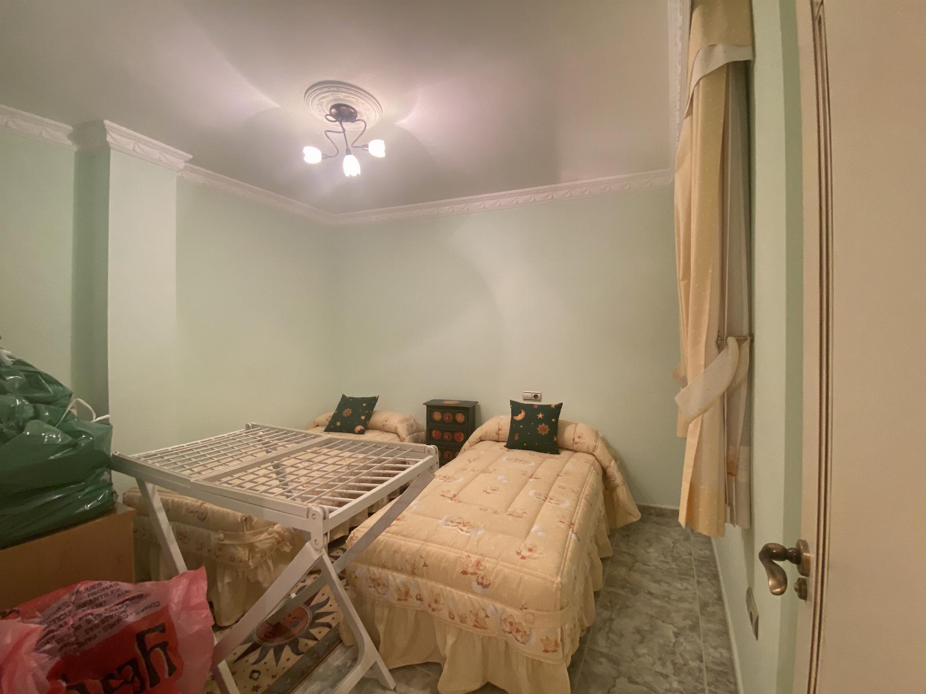 For sale of house in Macael