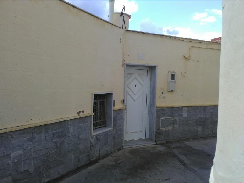For sale of house in Macael