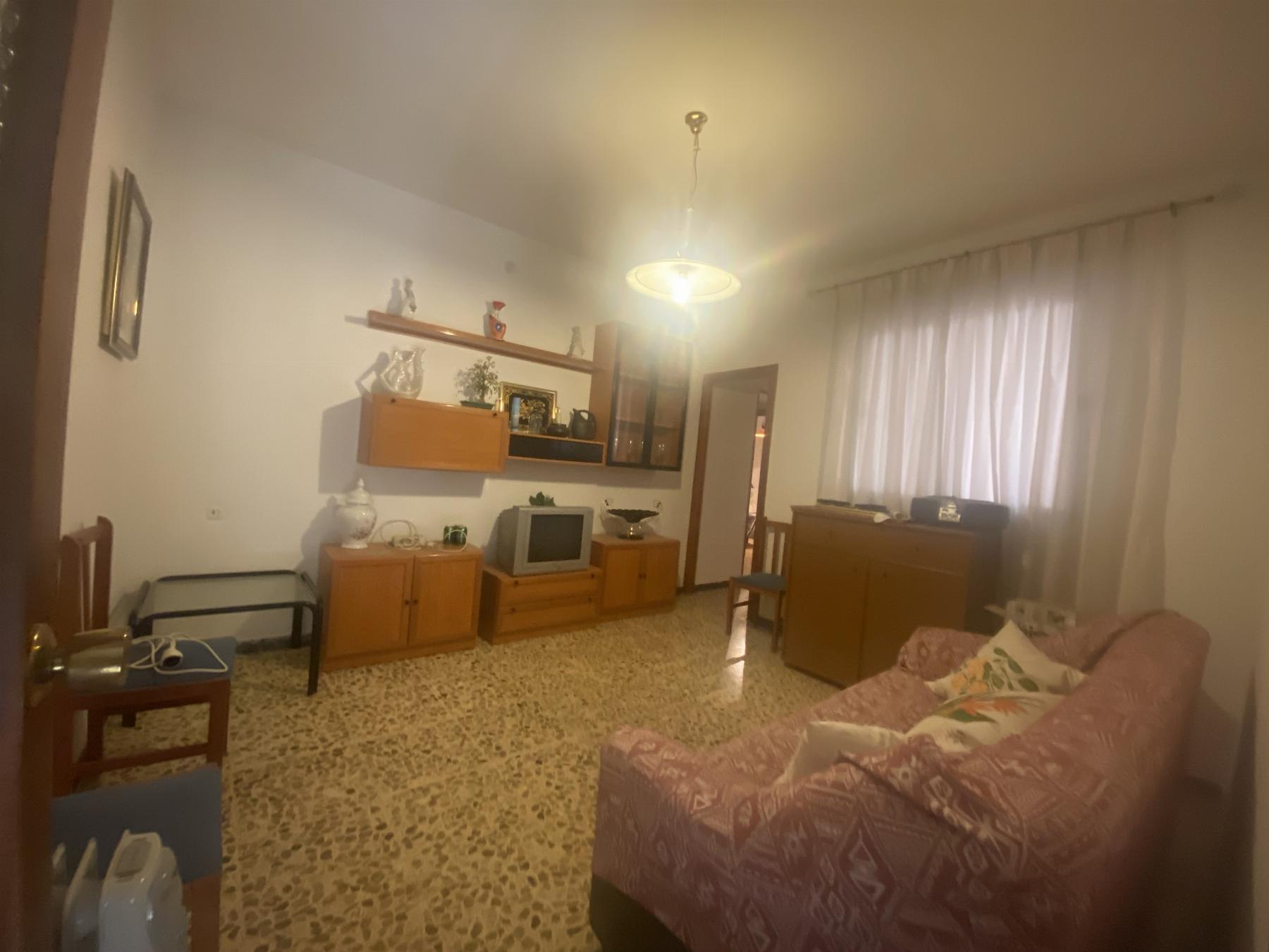 For sale of house in Purchena