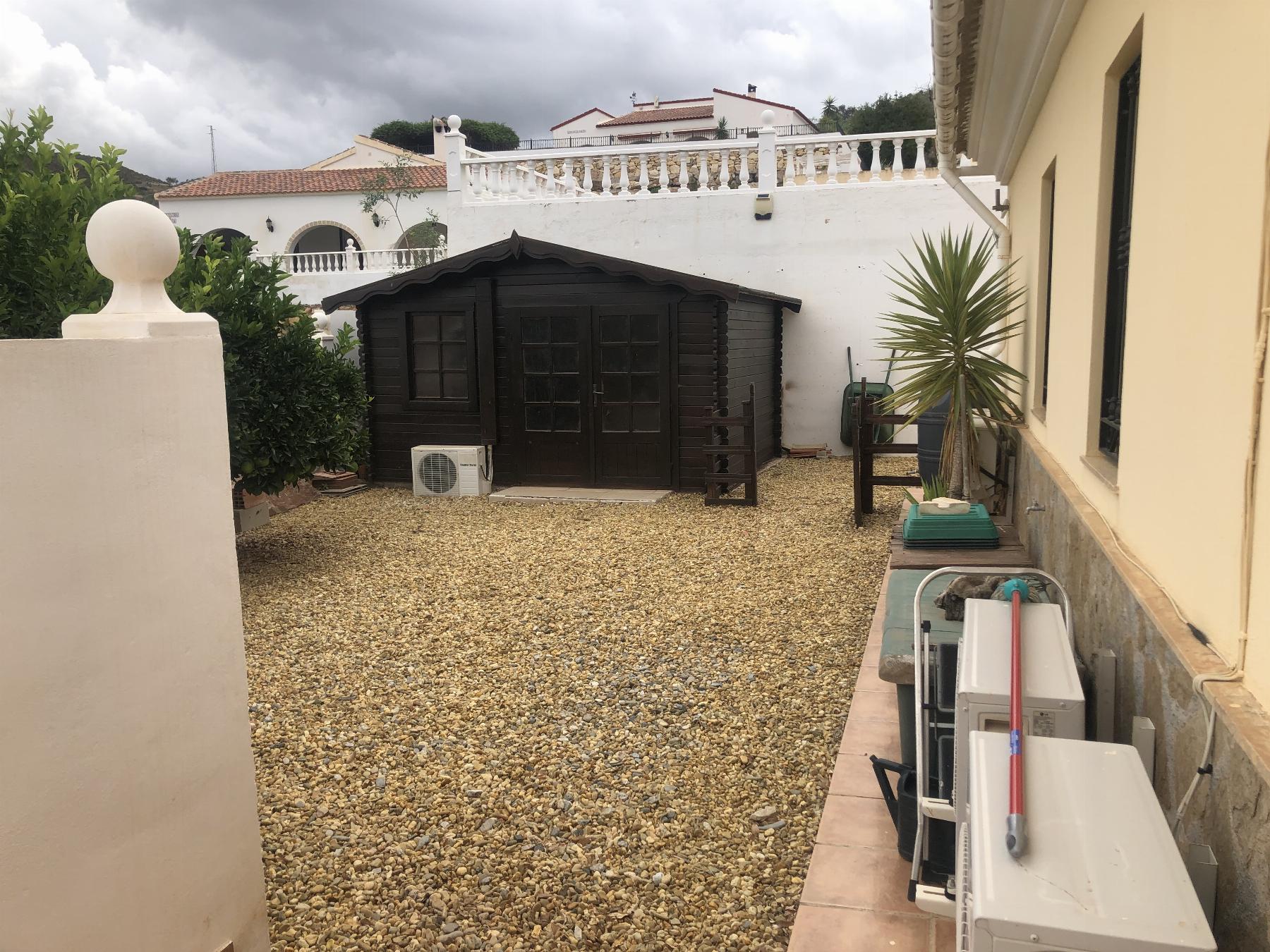 For sale of villa in Arboleas