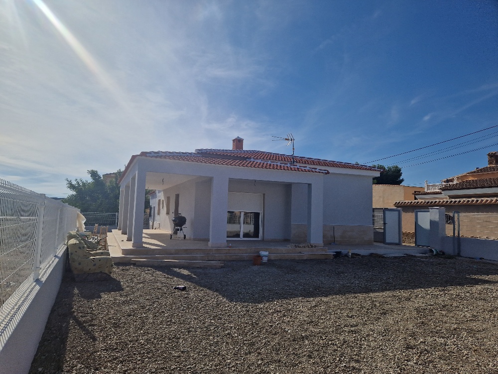 For rent of villa in Albox