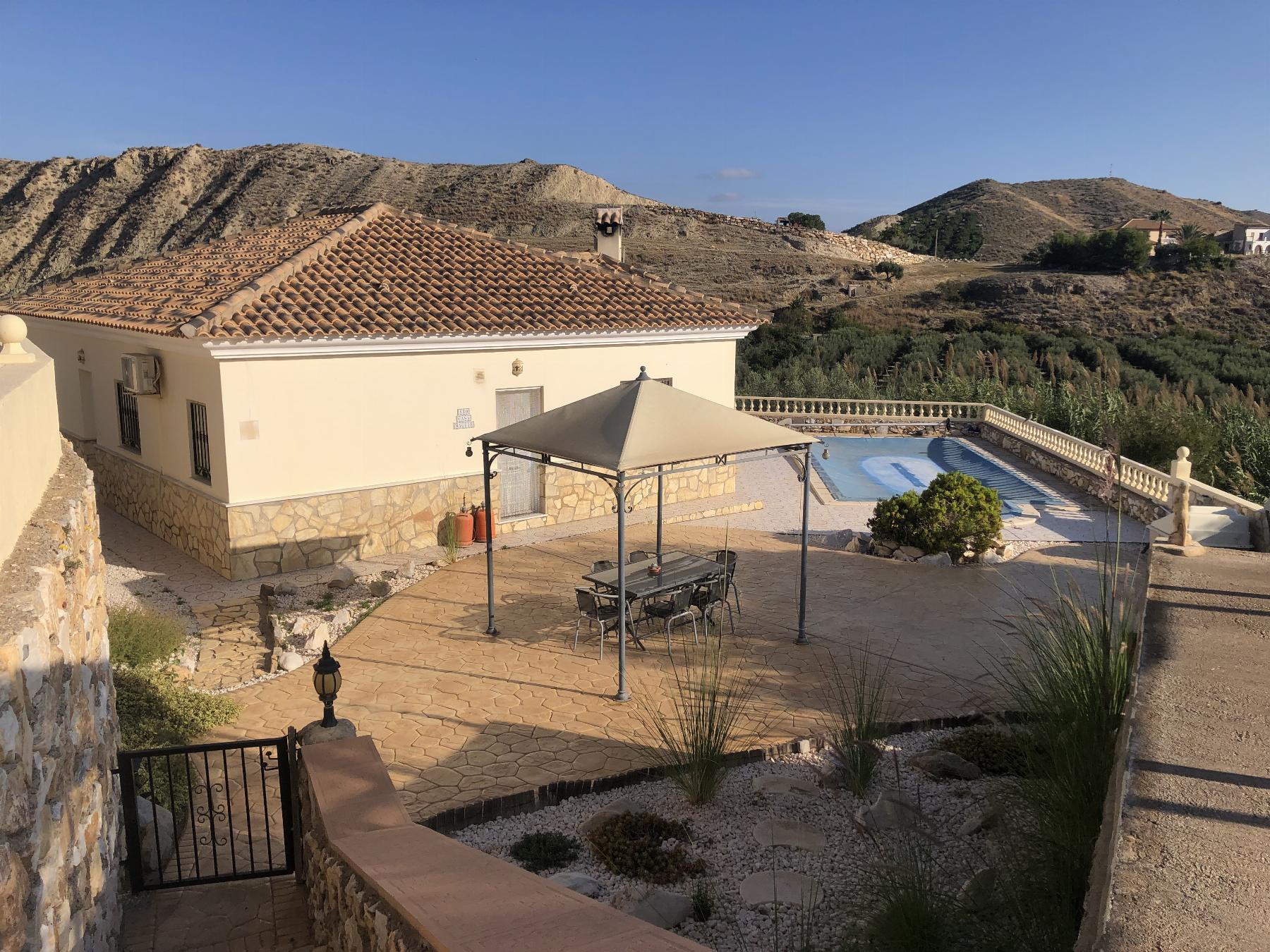For sale of villa in Arboleas