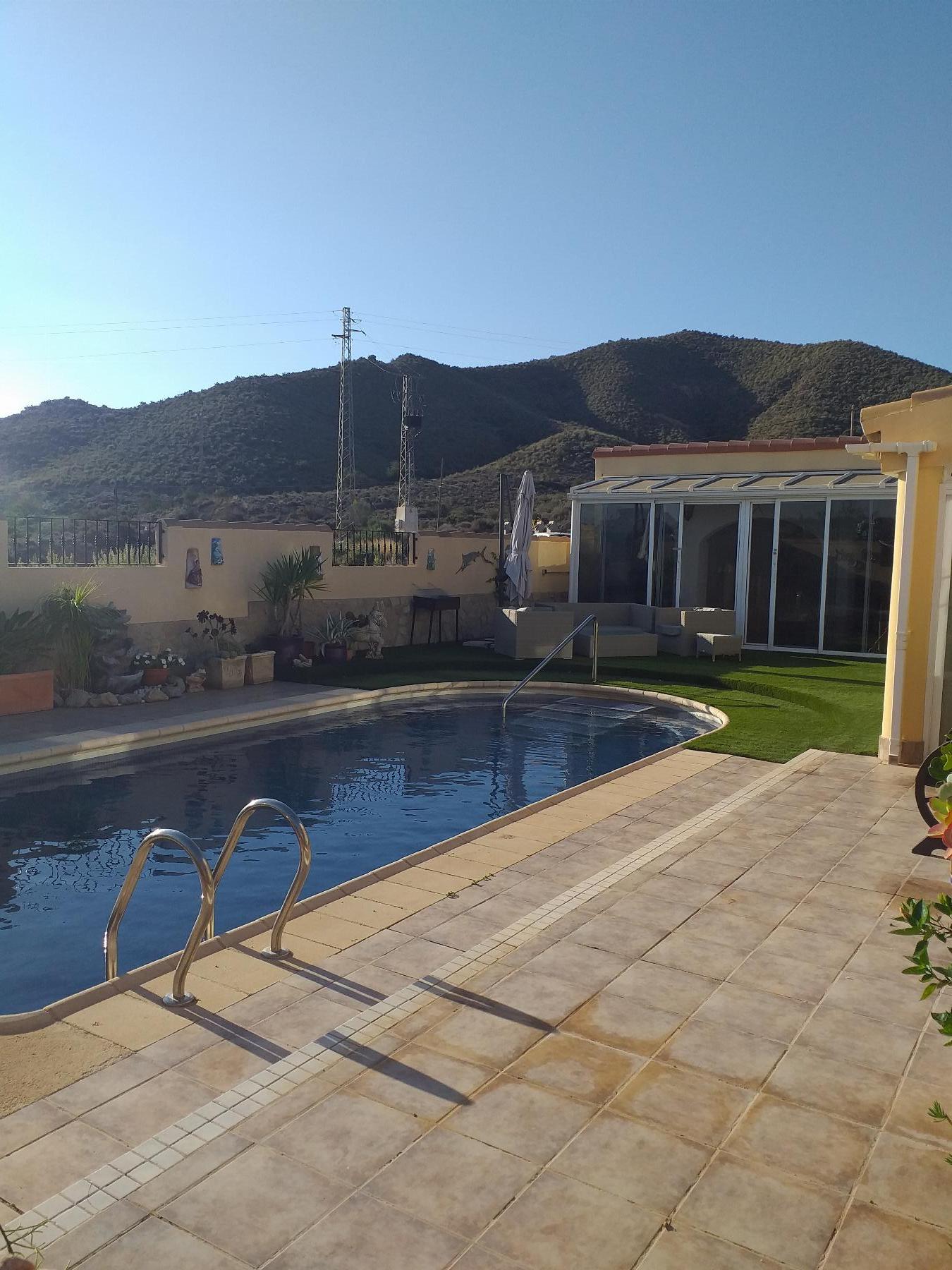 For sale of villa in Zurgena