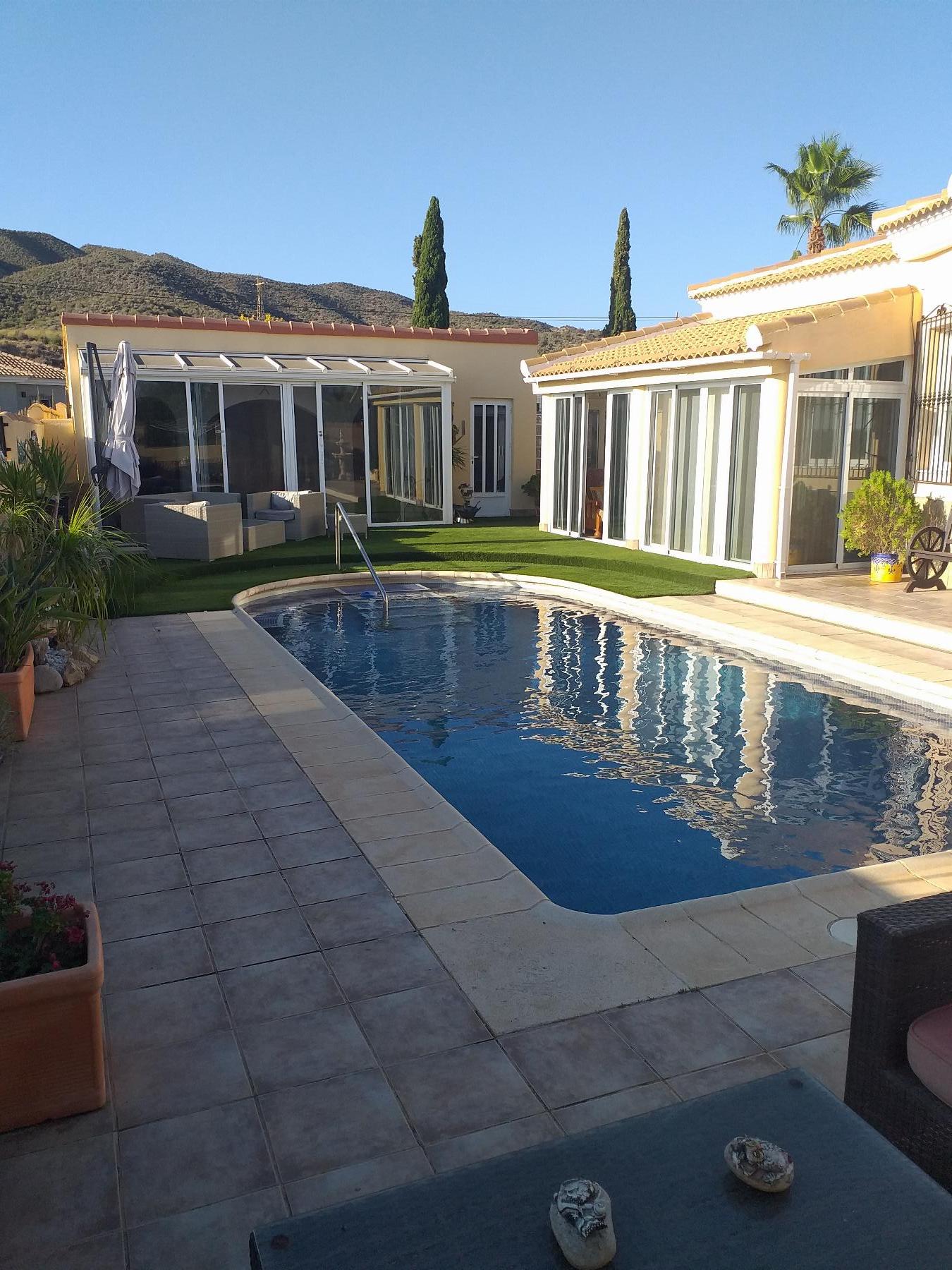 For sale of villa in Zurgena
