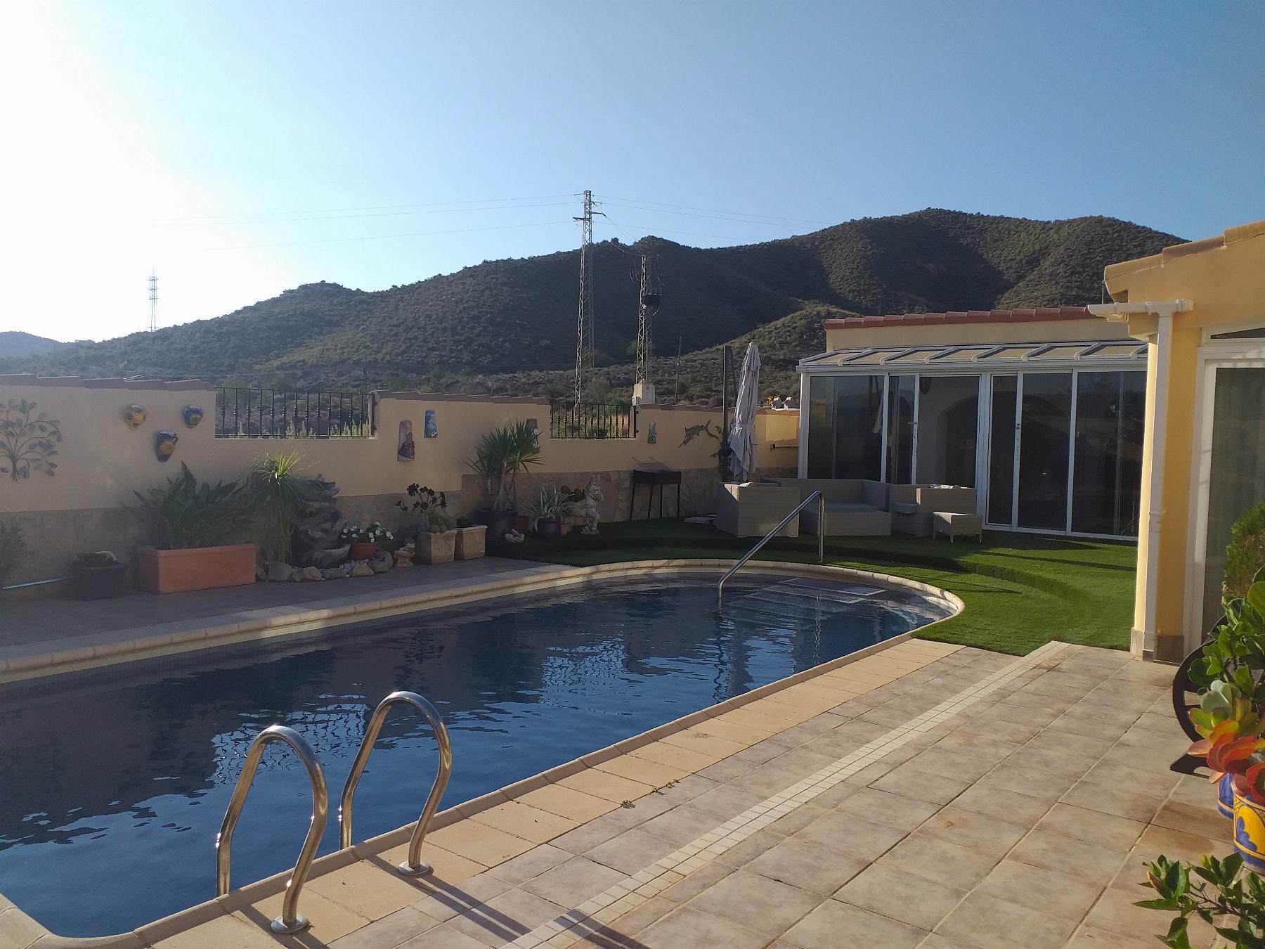 For sale of villa in Zurgena