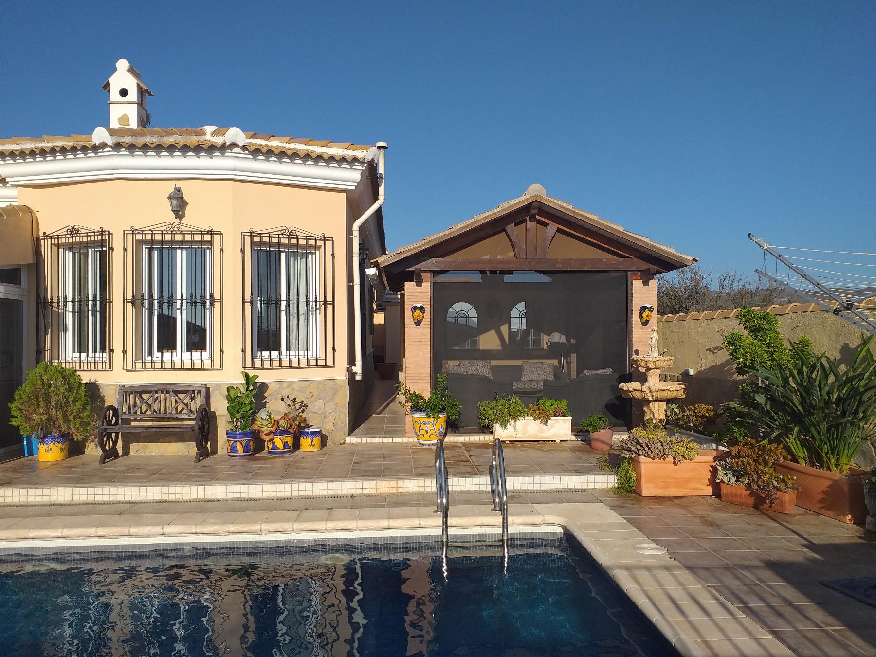 For sale of villa in Zurgena