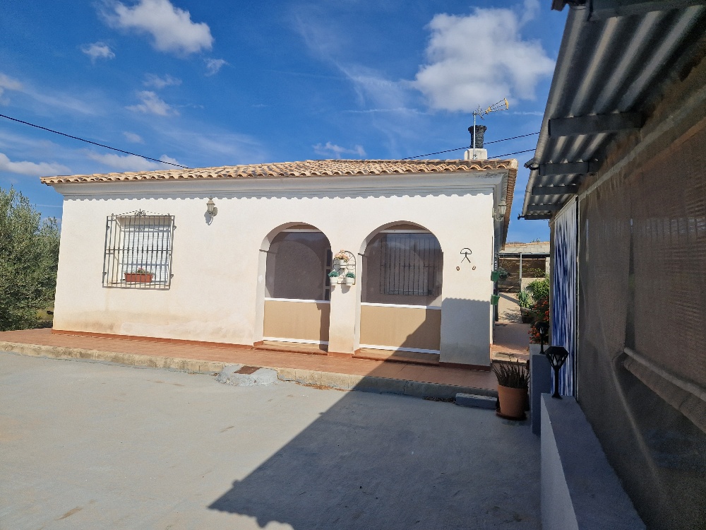 For rent of villa in Almanzora
