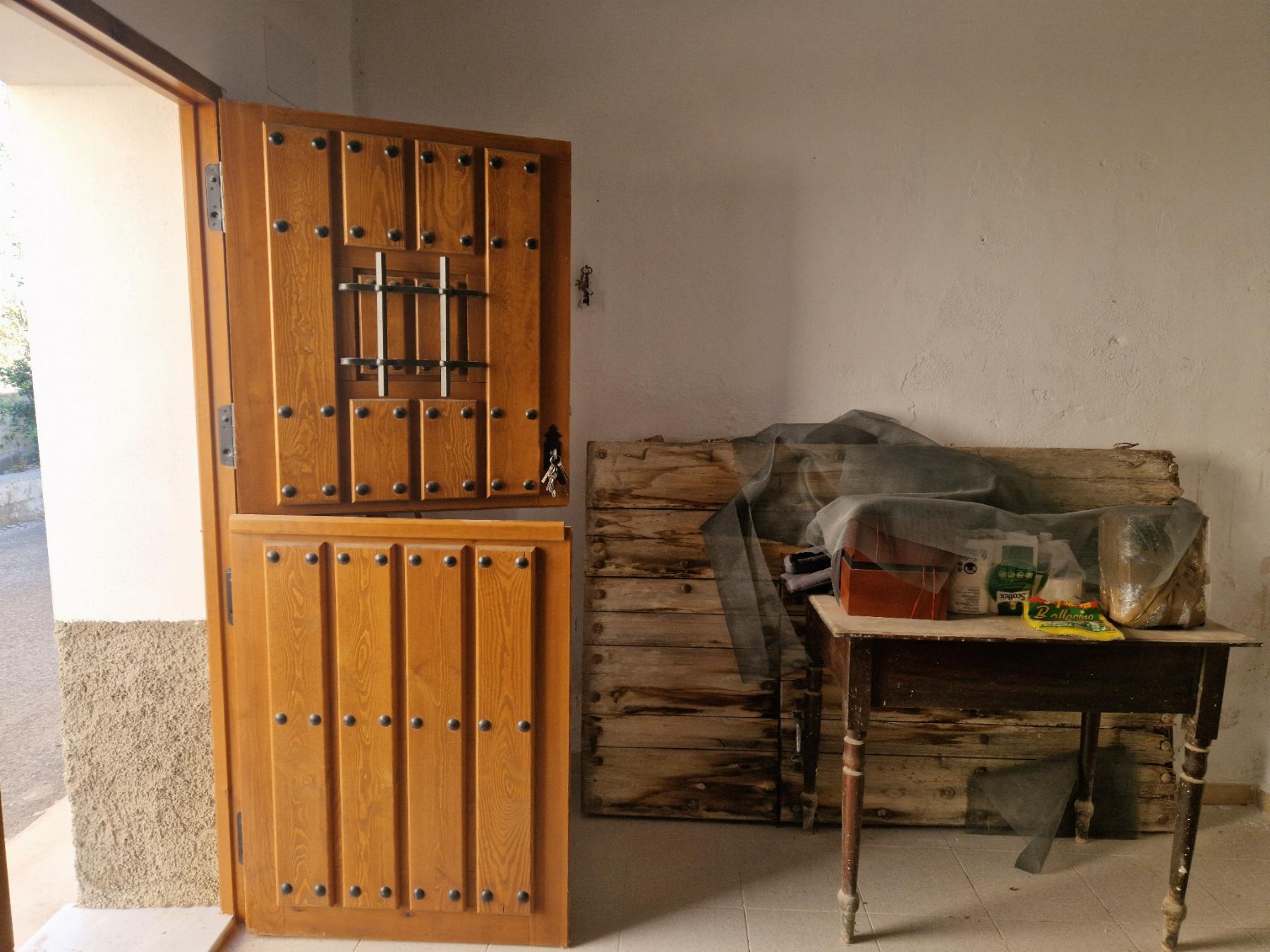 For sale of house in Arboleas