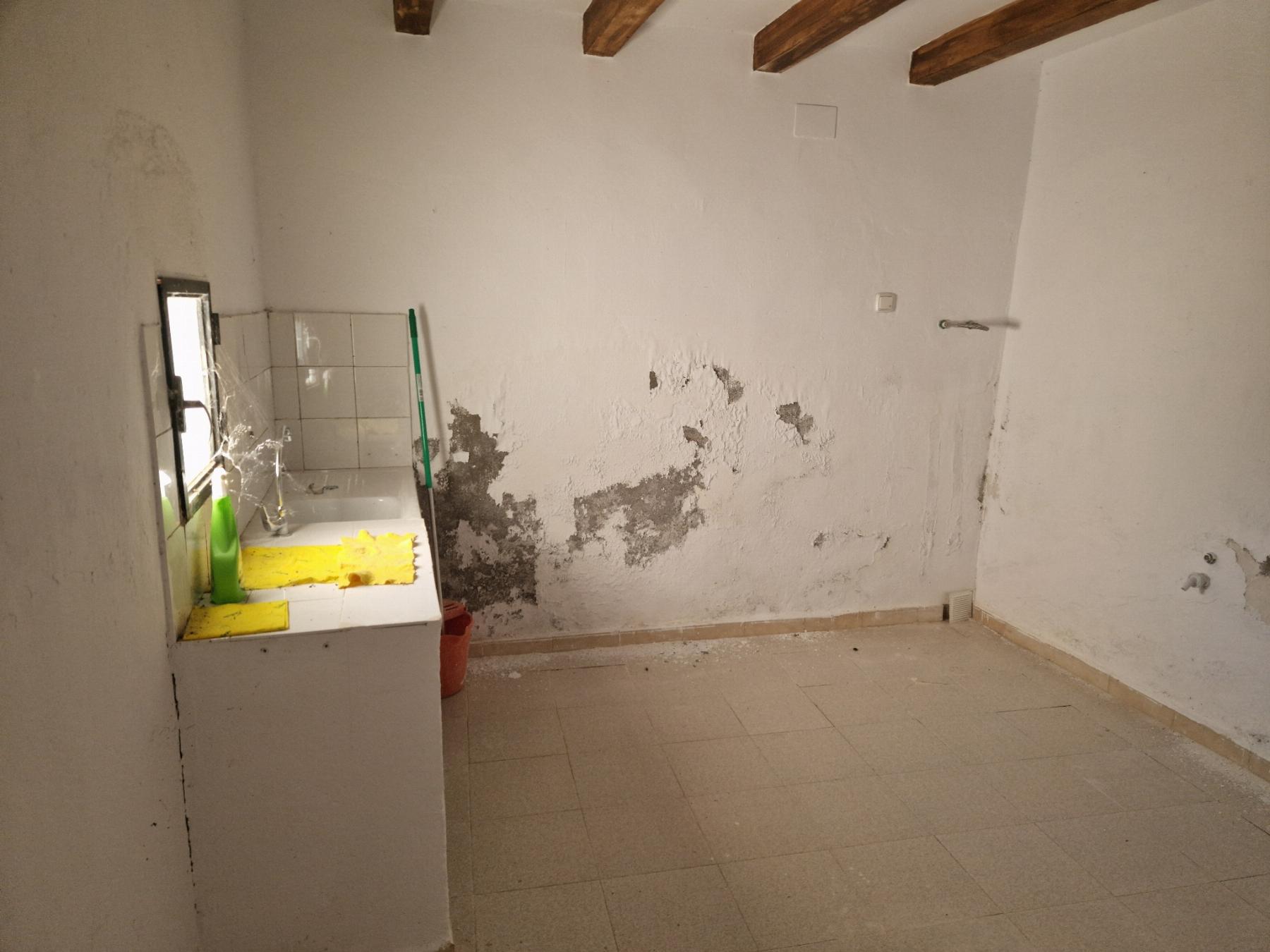 For sale of house in Arboleas