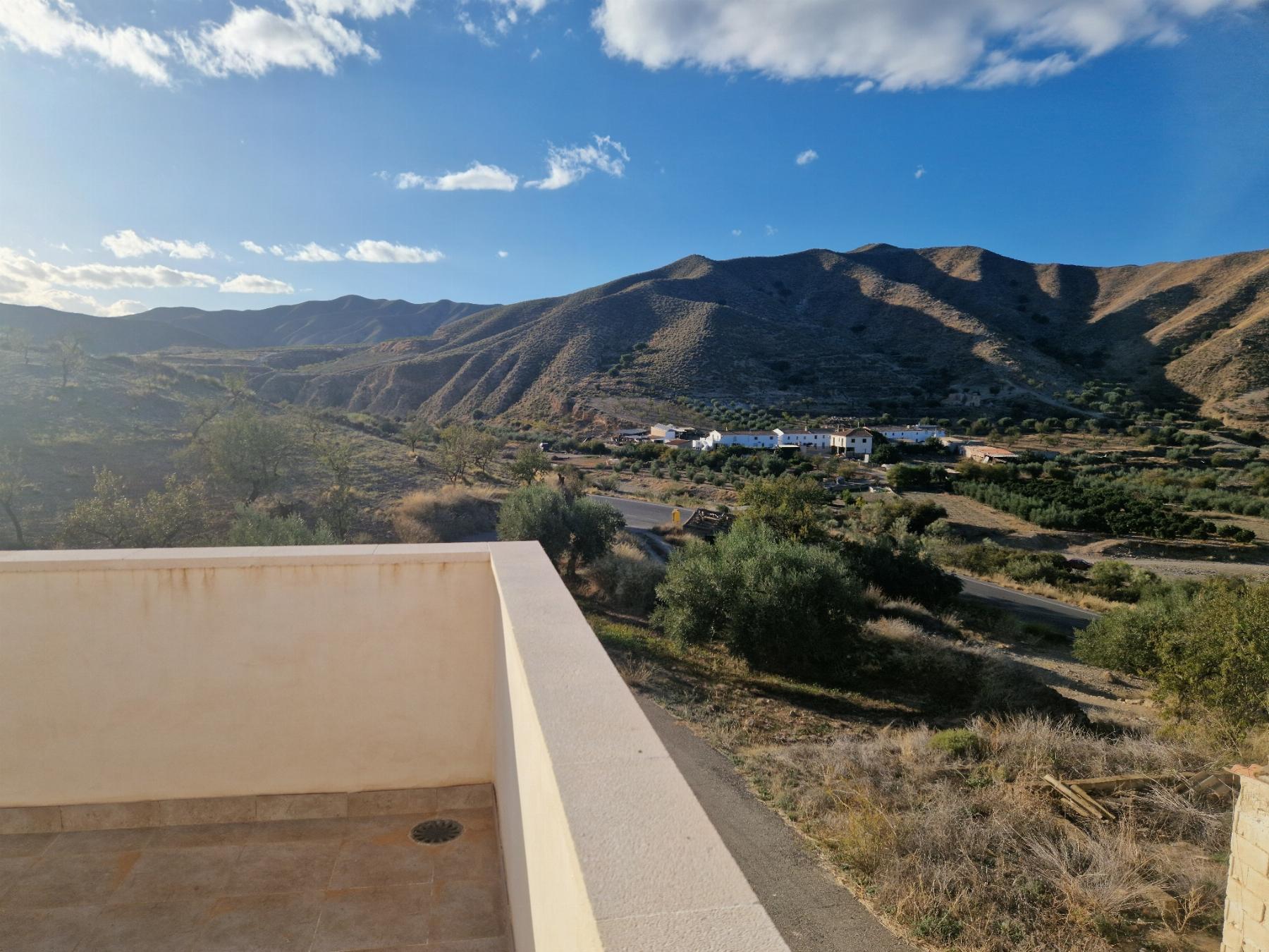 For sale of house in Arboleas