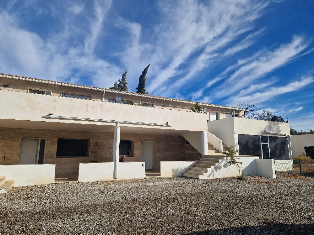 For rent of apartment in Almanzora
