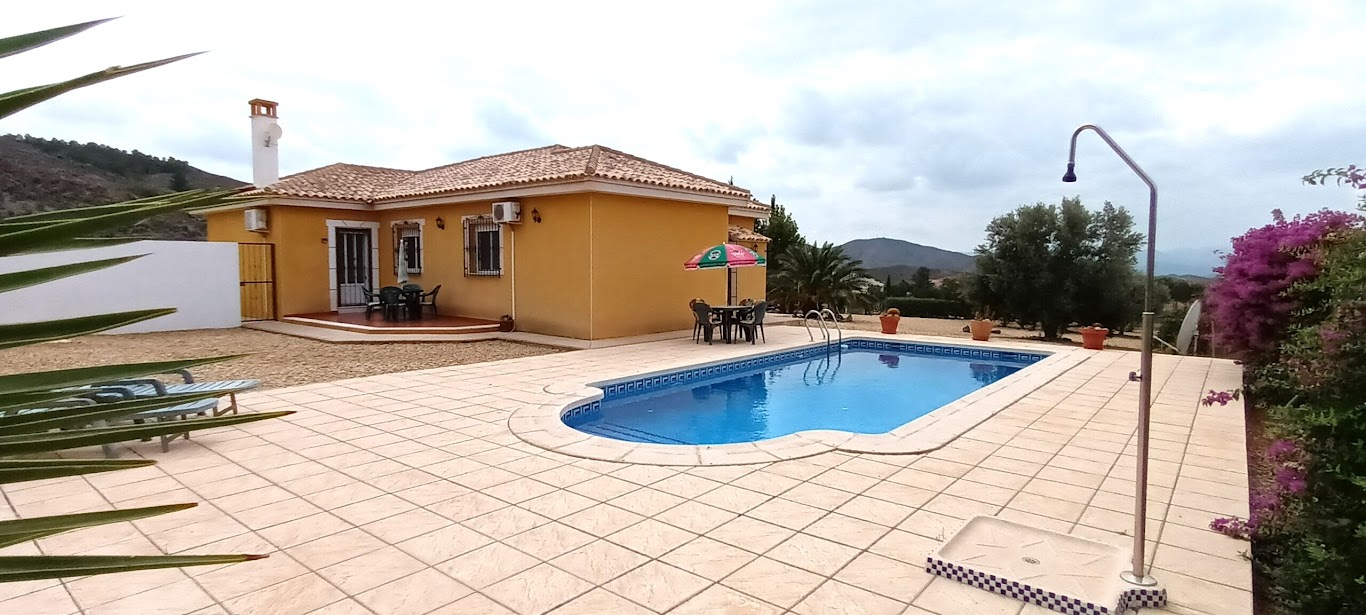 For sale of villa in Albox