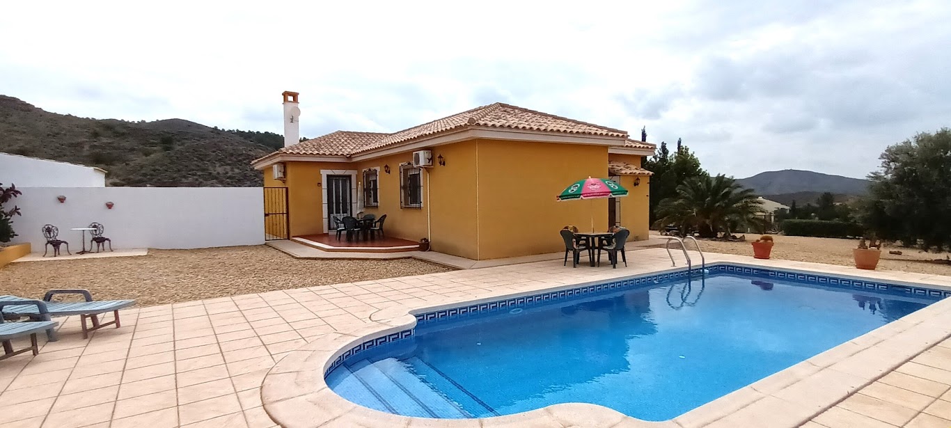 For sale of villa in Albox