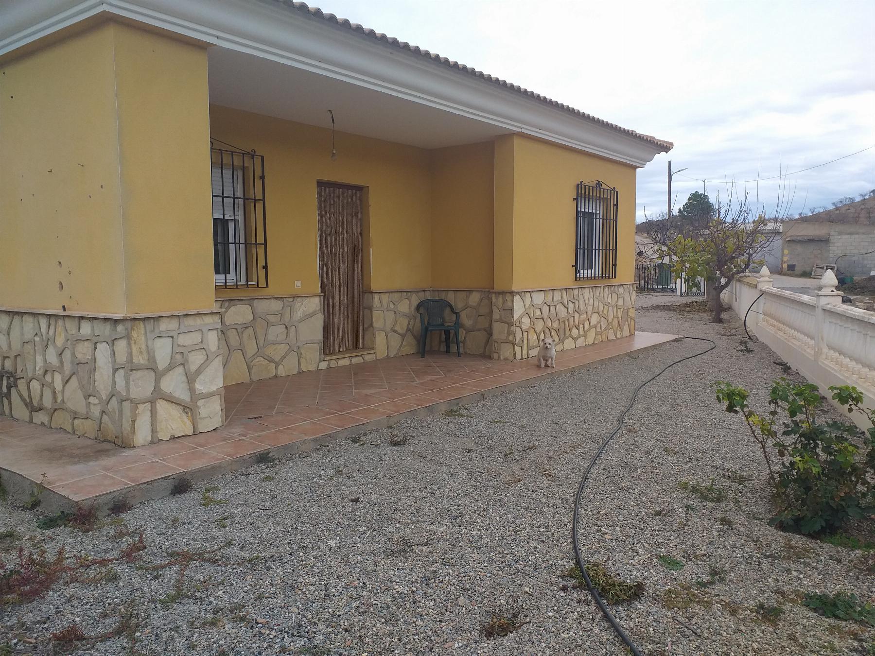 For sale of villa in Lubrín
