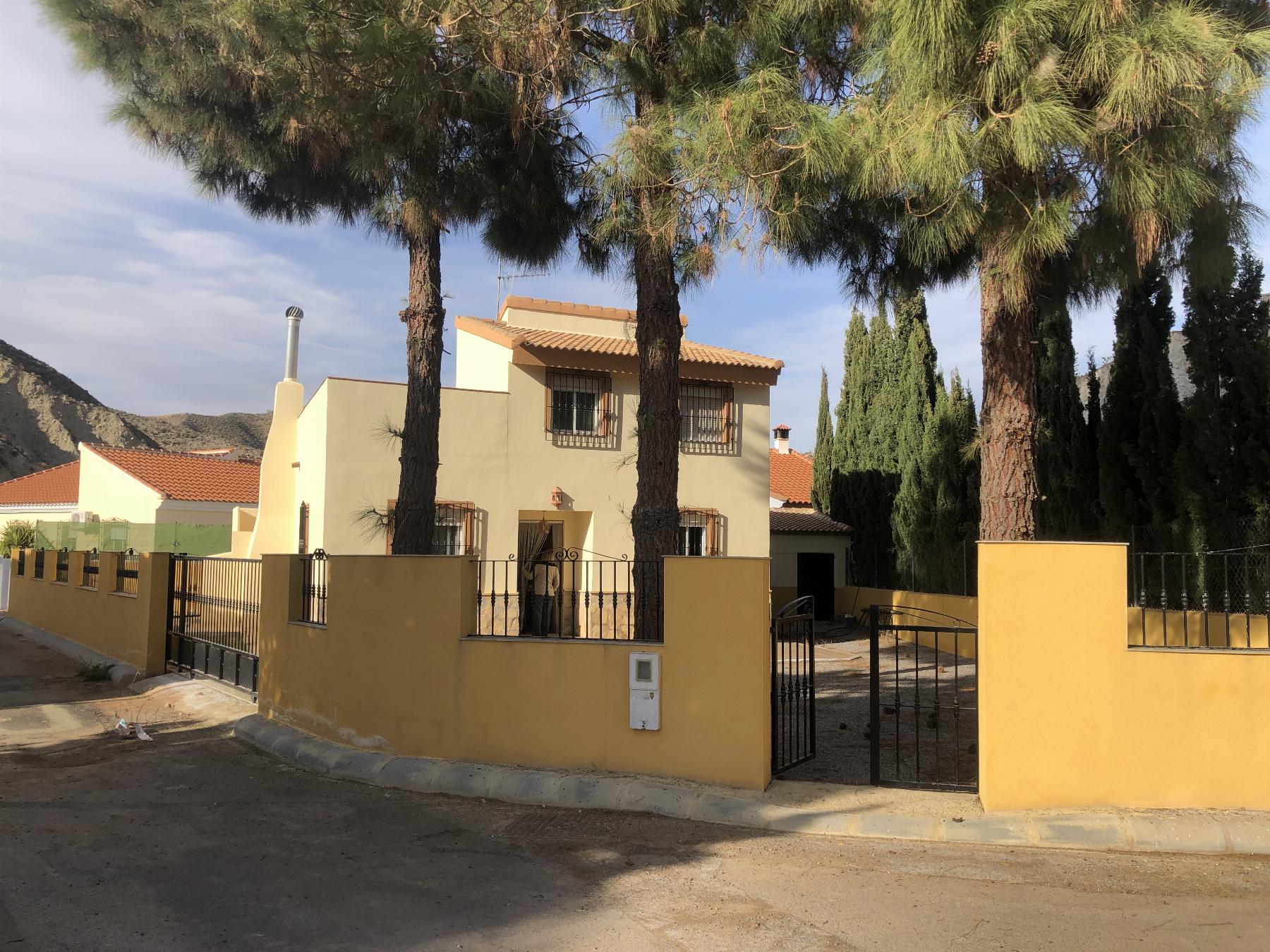 For sale of villa in Arboleas