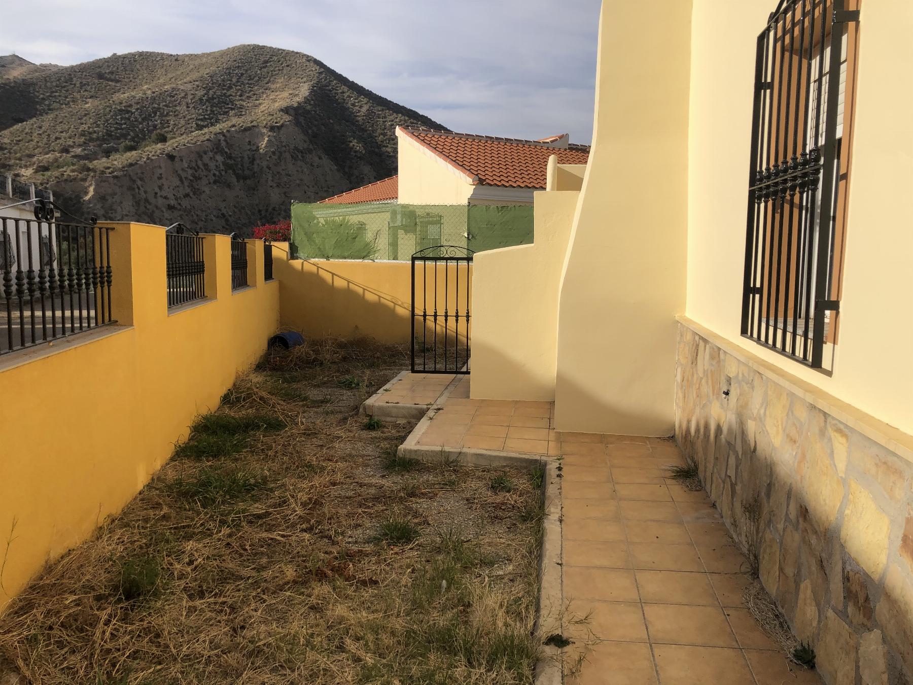 For sale of villa in Arboleas