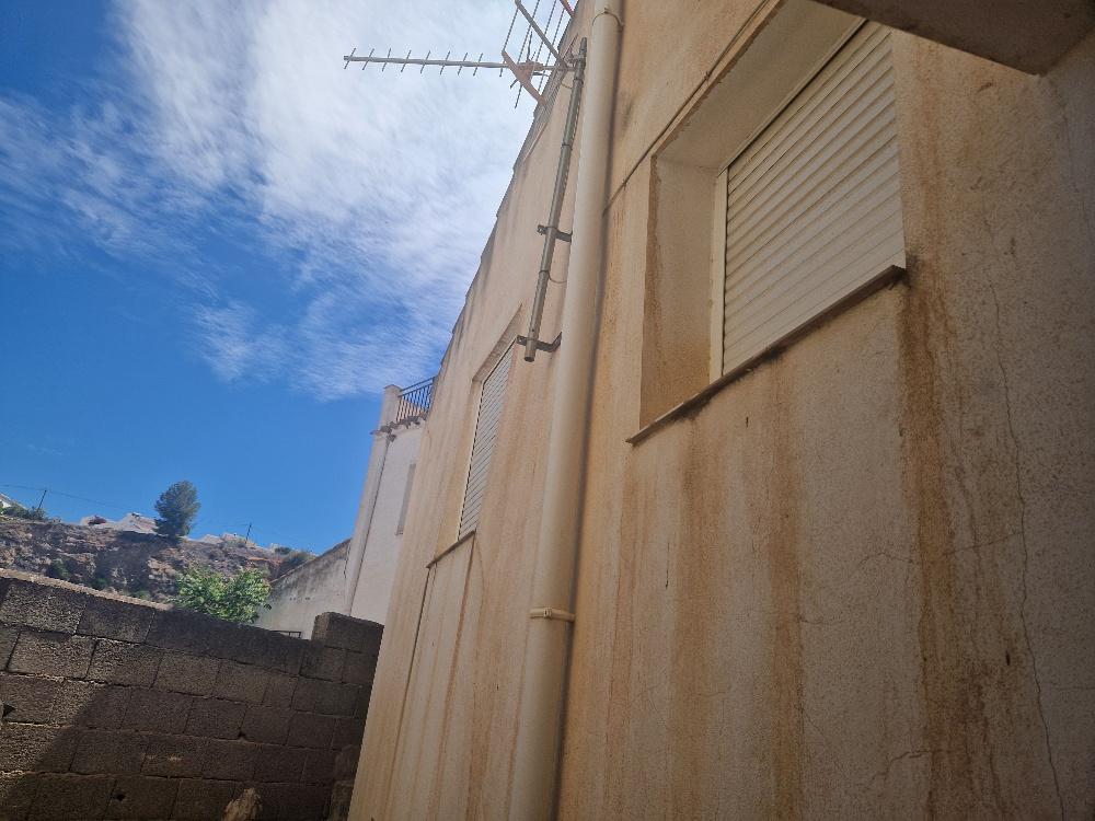 For sale of house in Albánchez