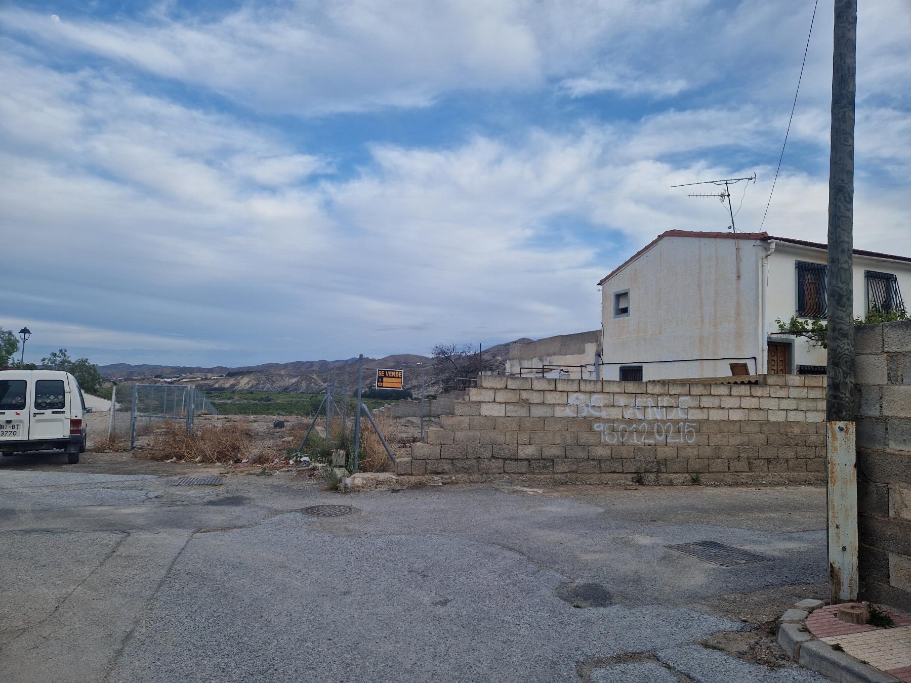 For sale of land in Almanzora