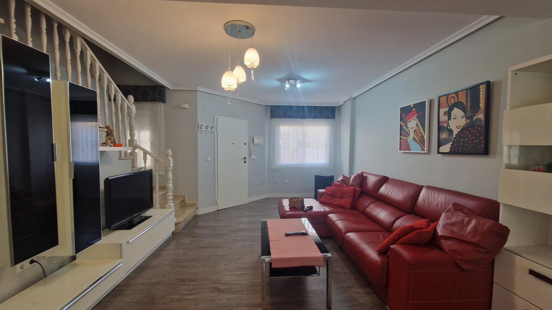 For rent of house in Zurgena