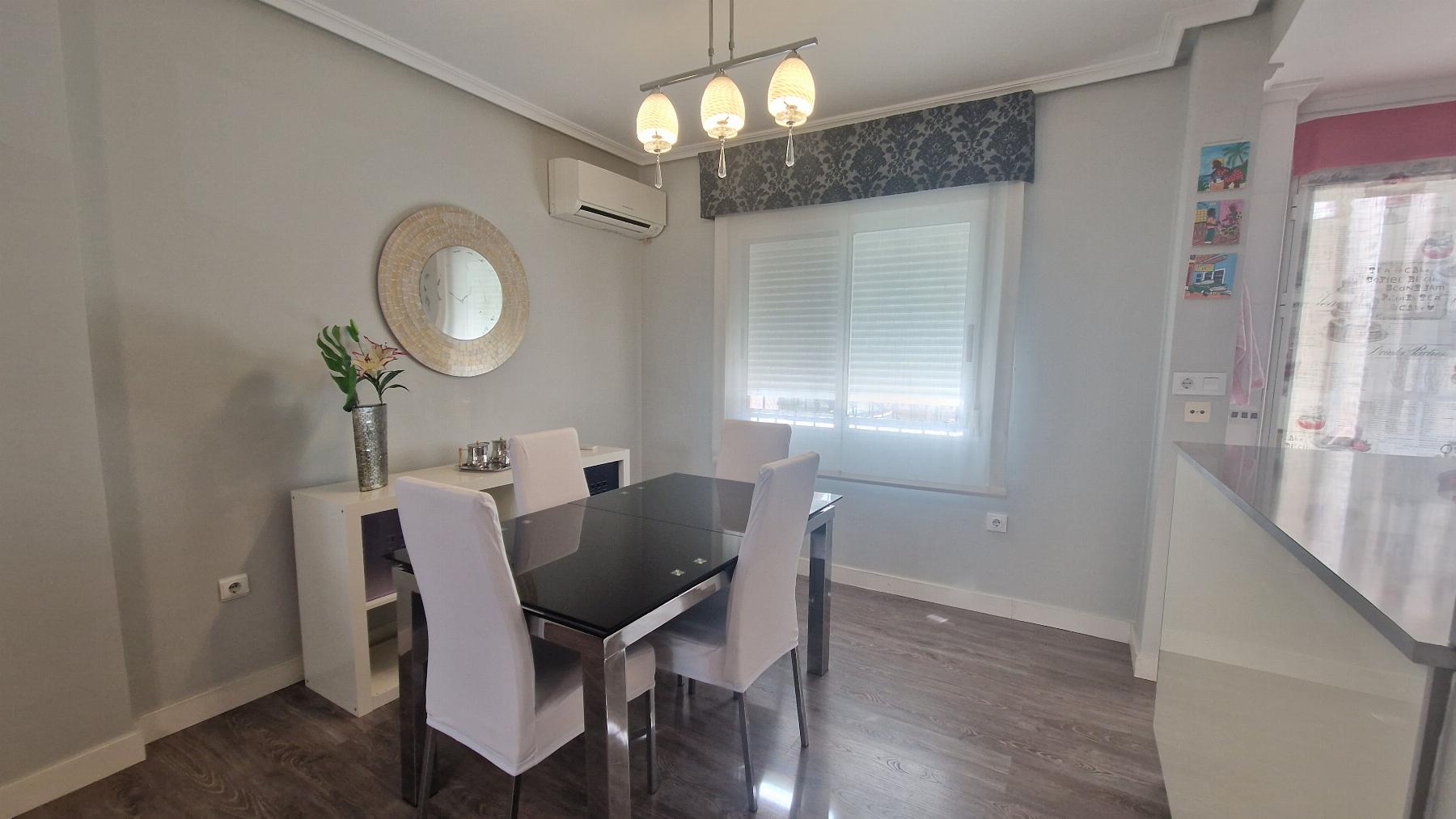 For rent of house in Zurgena