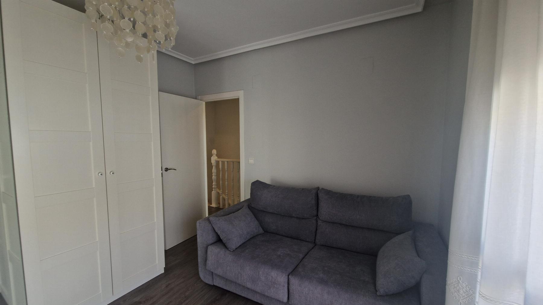 For rent of house in Zurgena