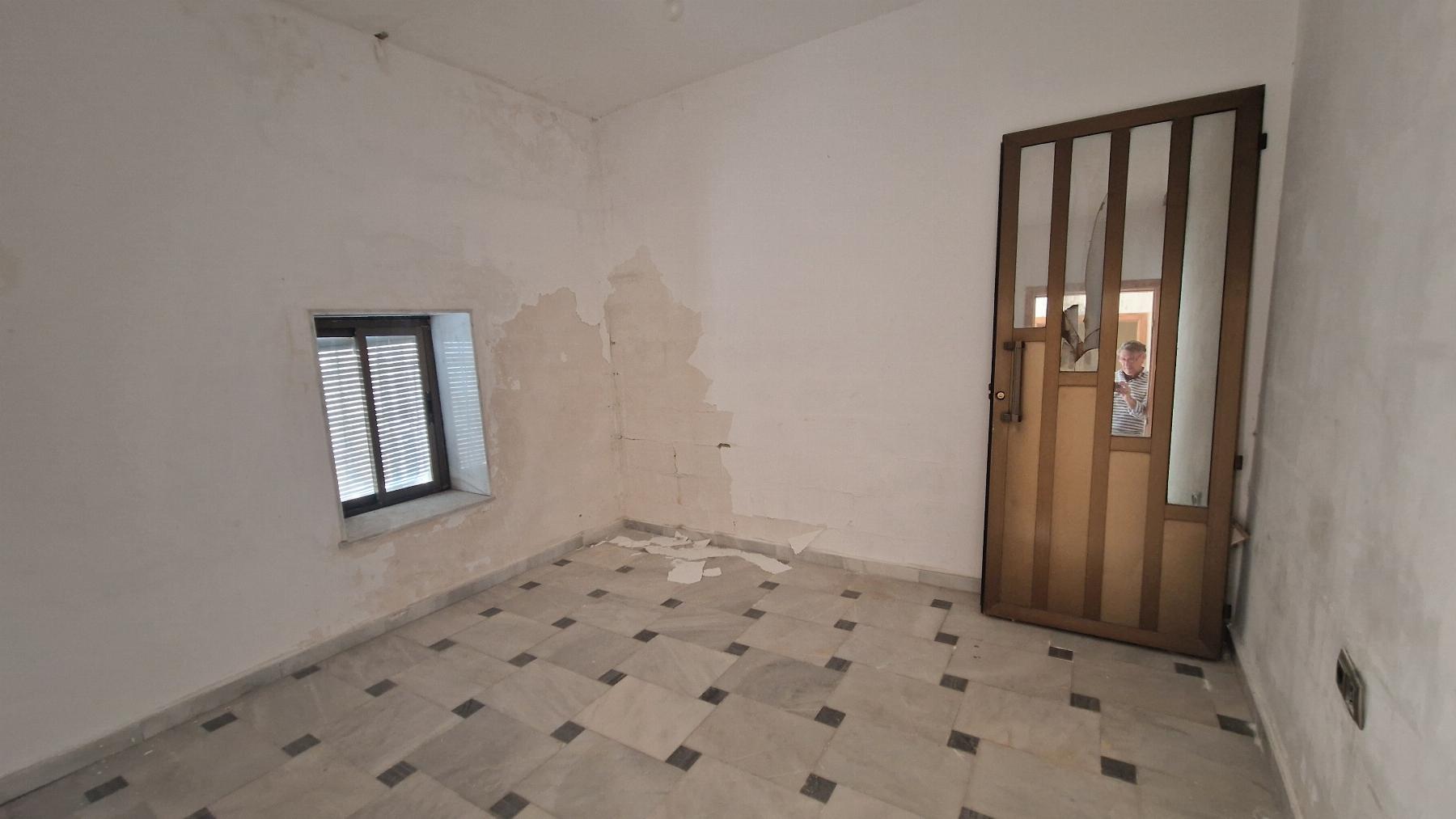 Venta de casa en Macael