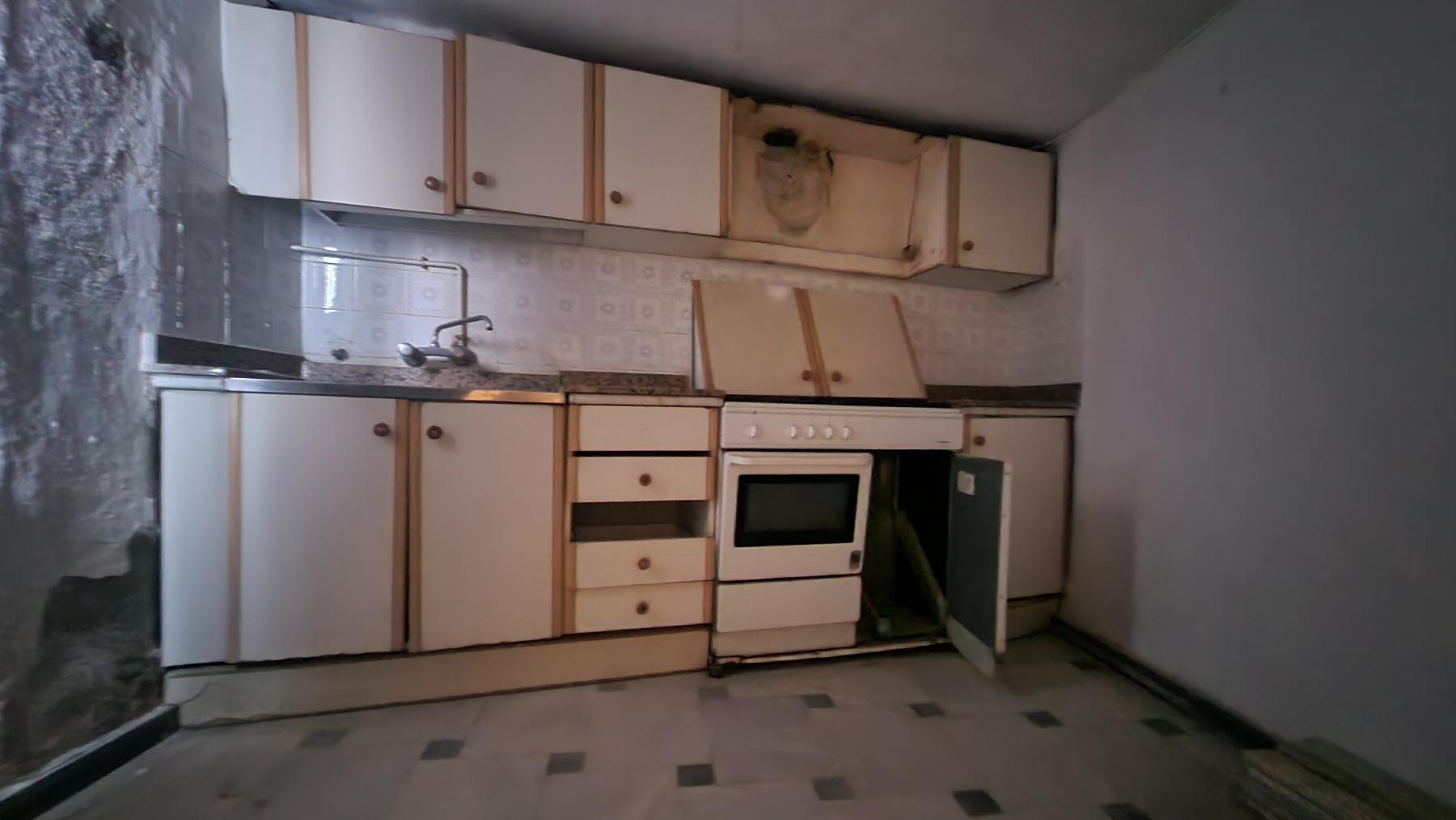 Venta de casa en Macael