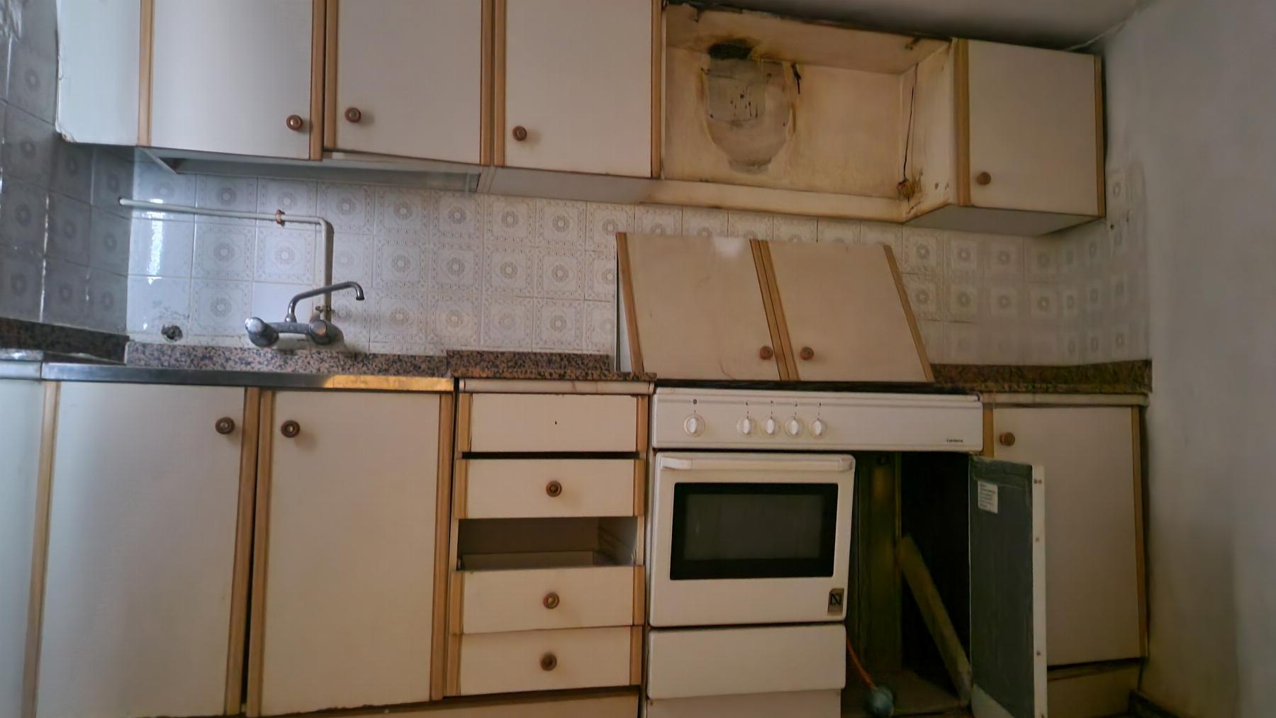 Venta de casa en Macael