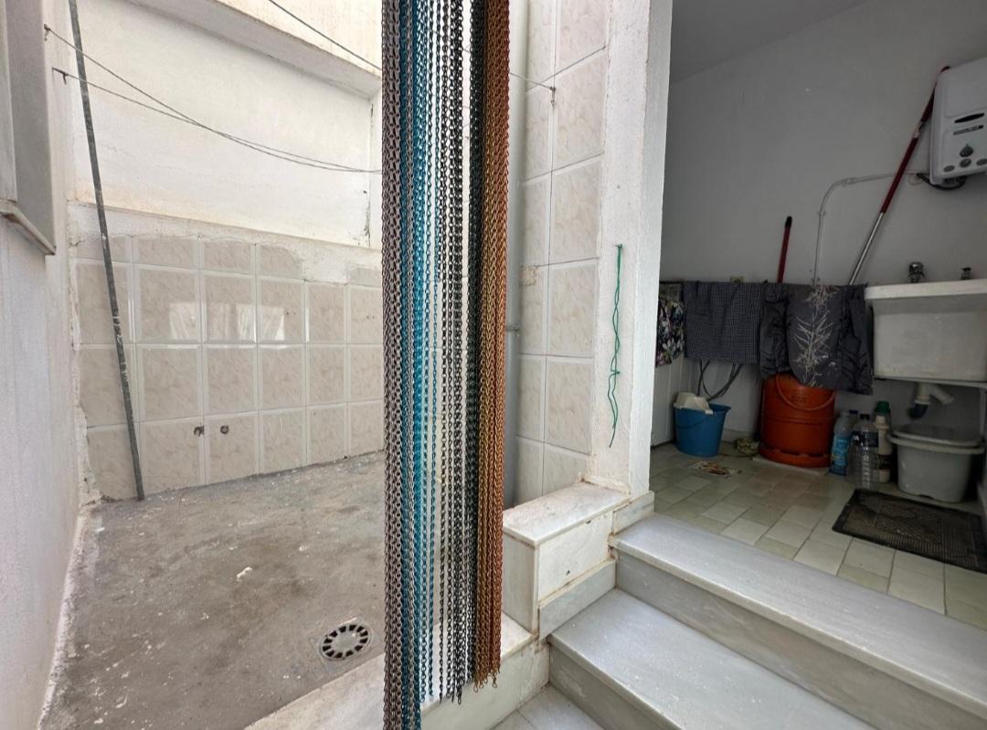 For sale of house in Macael