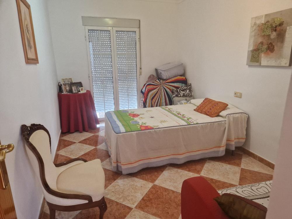 For sale of house in Cantoria