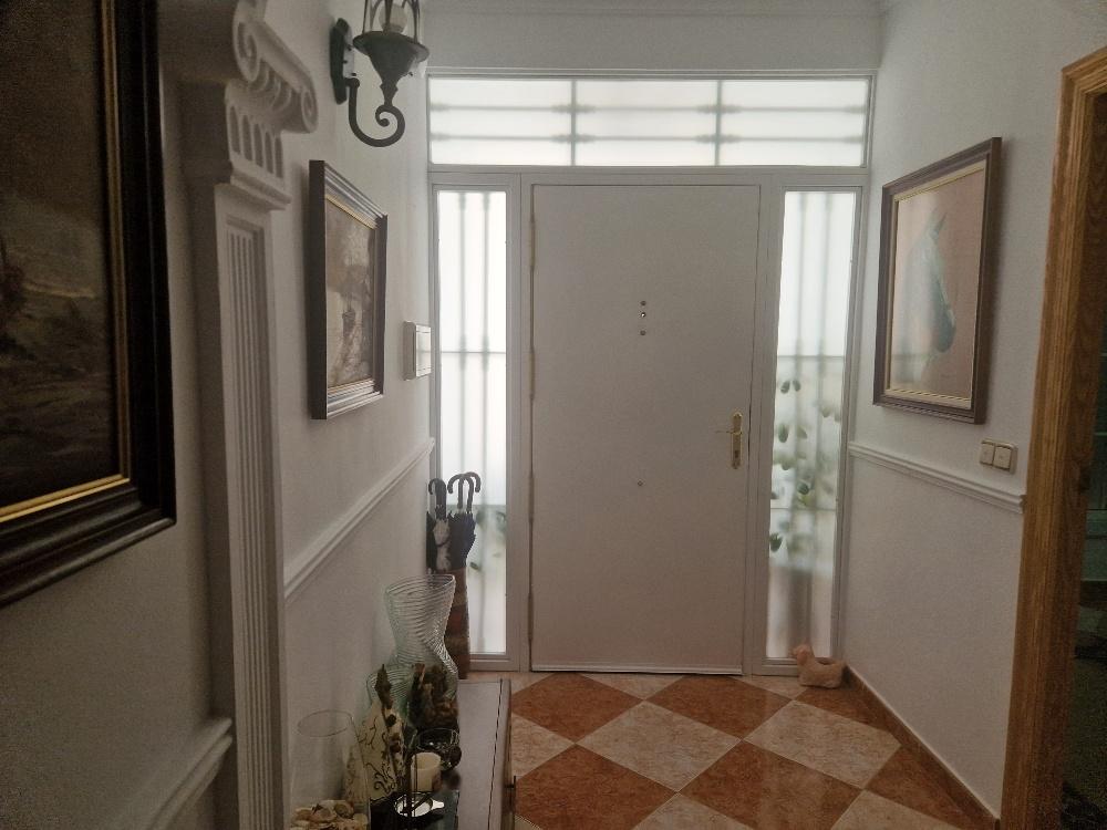 For sale of house in Cantoria