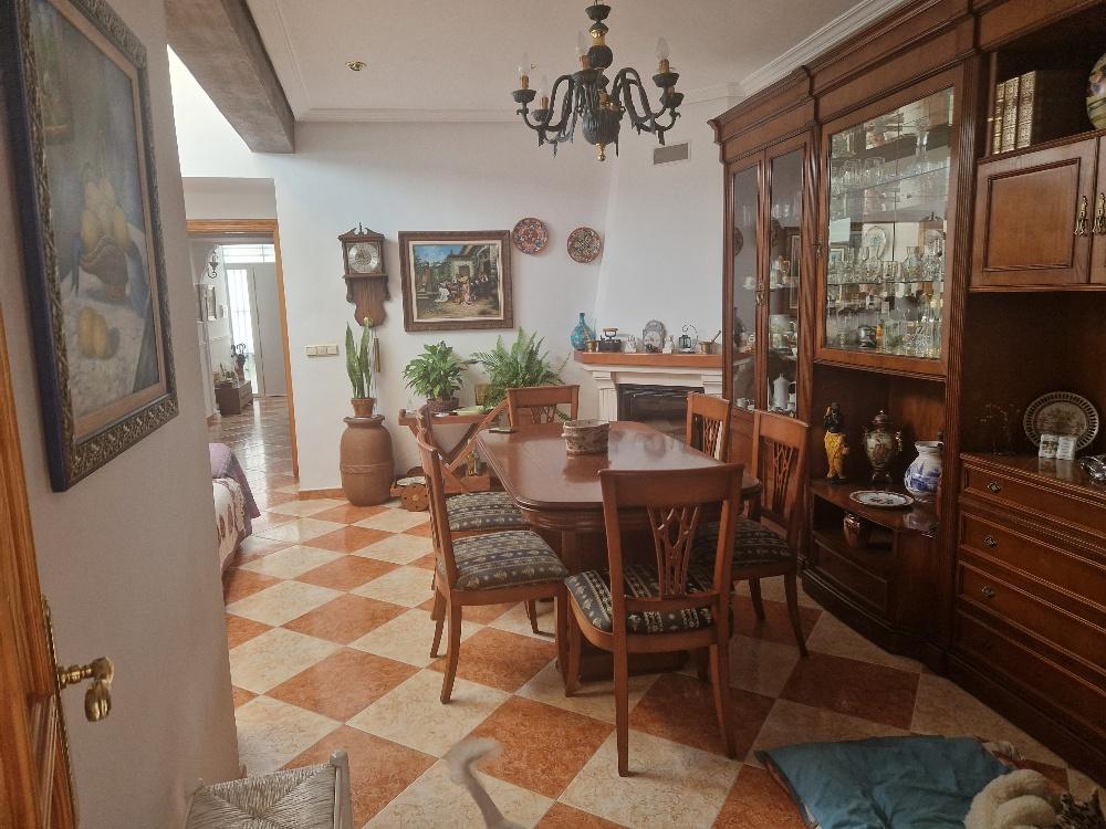 For sale of house in Cantoria